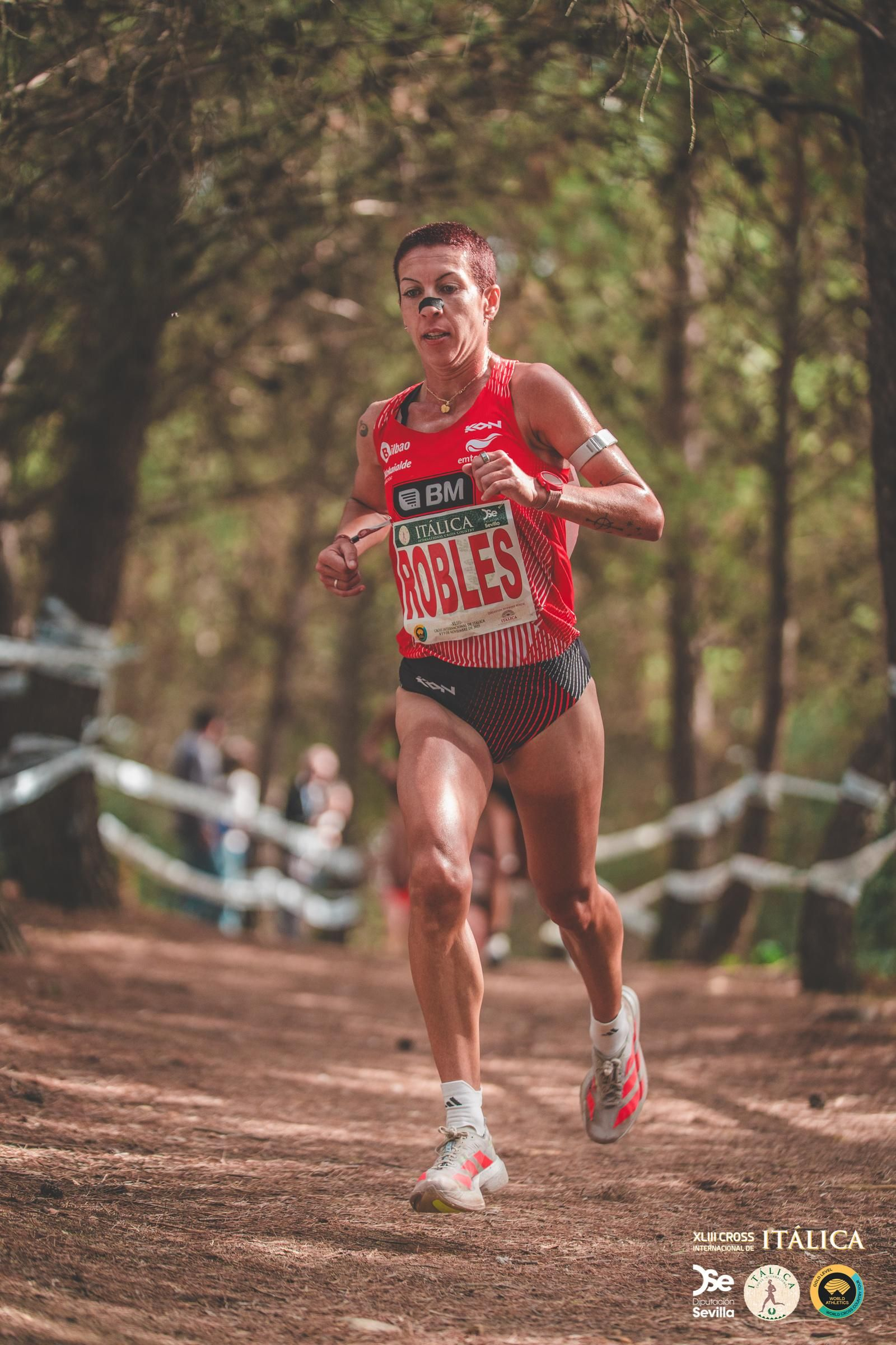 Búscate en las fotos del Cross de Itálica 2025 | 11