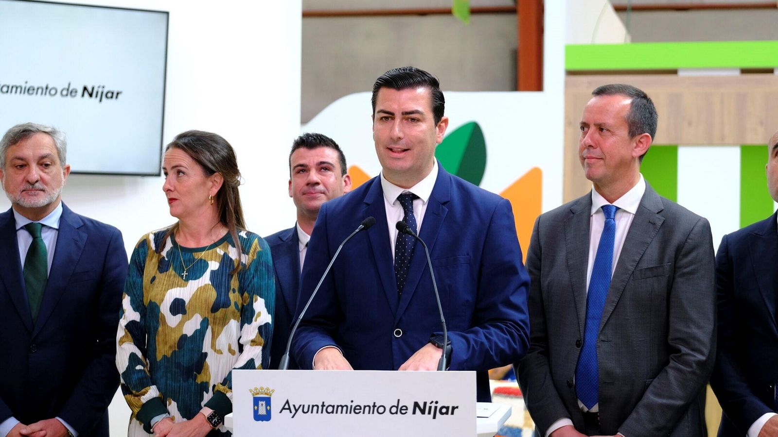El alcalde de Níjar presenta la feria.