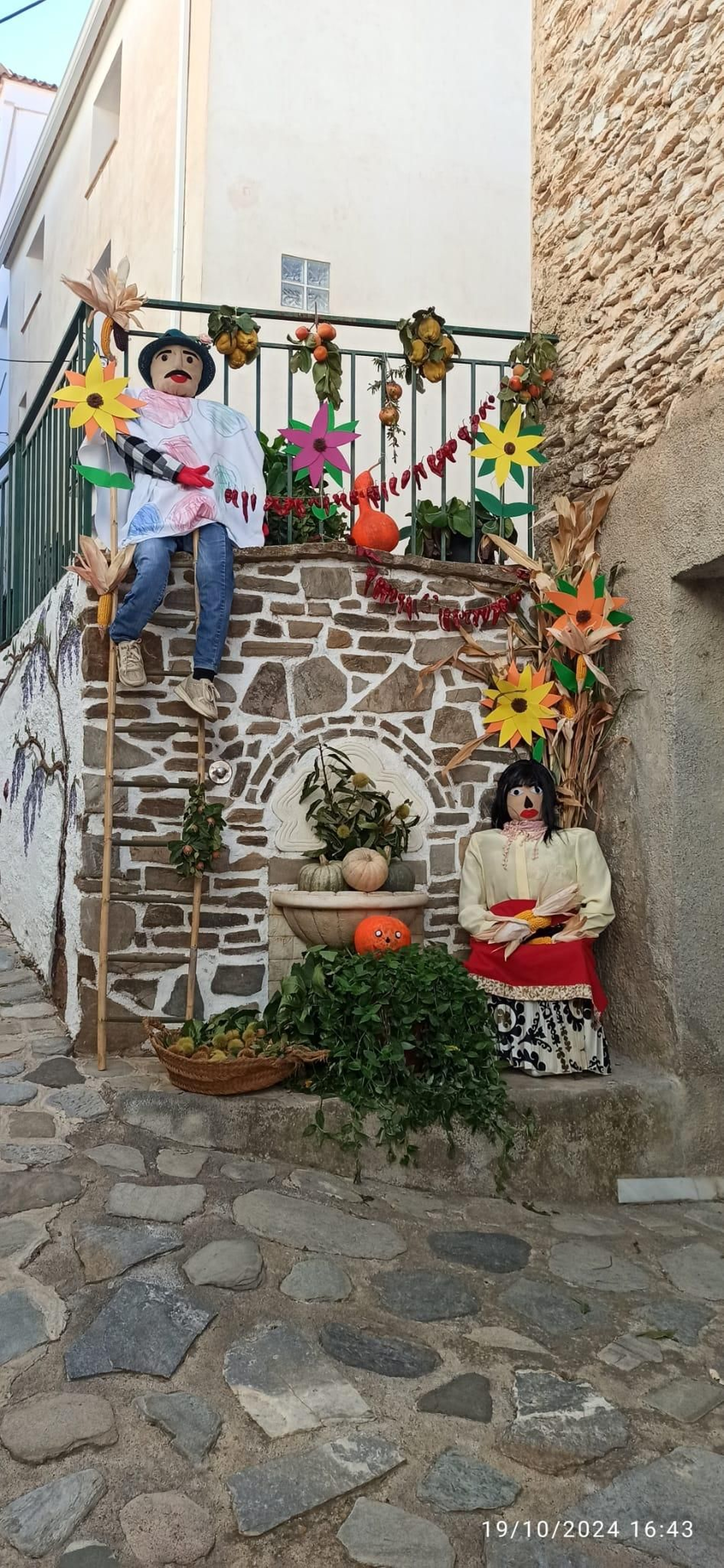 Conoce a los 27 vecinos nuevos que han llegado a vivir a Bacares este otoño