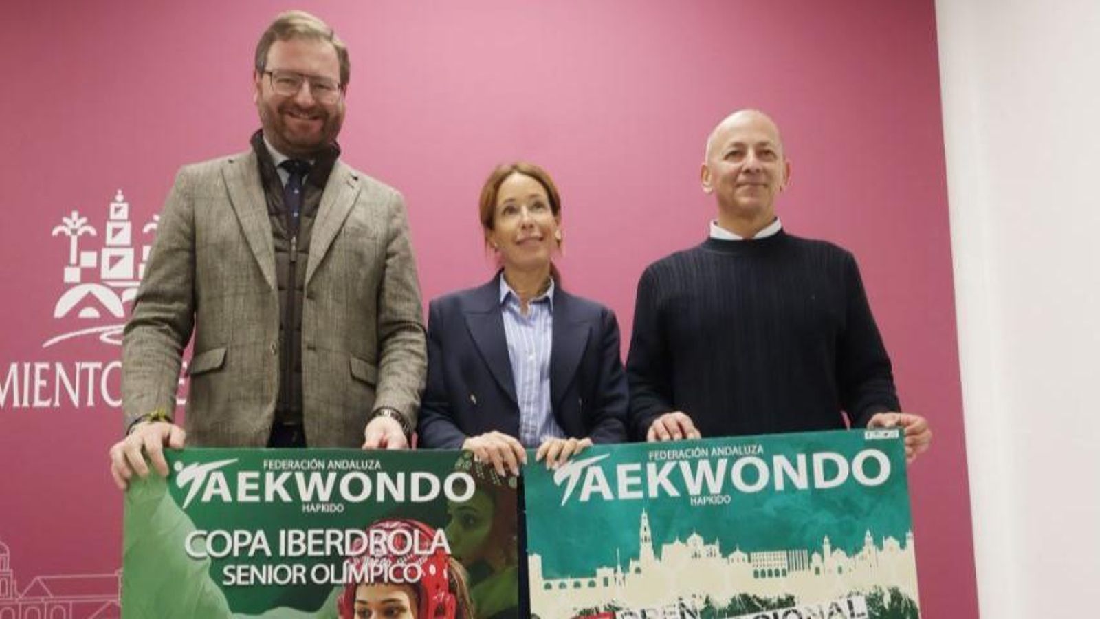 Antonio Martín, Marian Aguilar y José Manuel Toledano, en la presentación del XVII Open Internacional de Taekwondo.