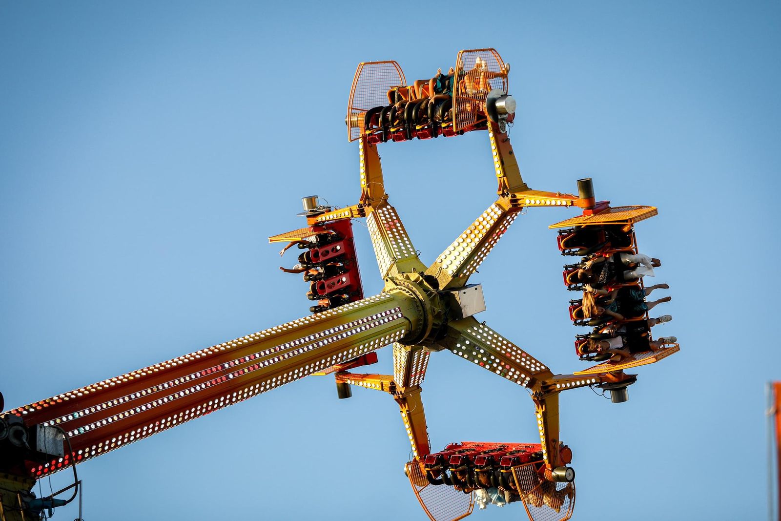 Las imágenes del Día del Niño y la Niña en la Feria del Carmen y de la Sal 2025 en San Fernando