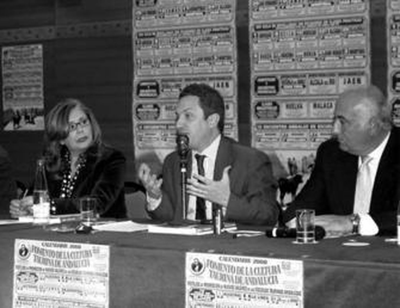 La presentación del calendario andaluz de festejos de escuelas taurinas, ayer en Sevilla.