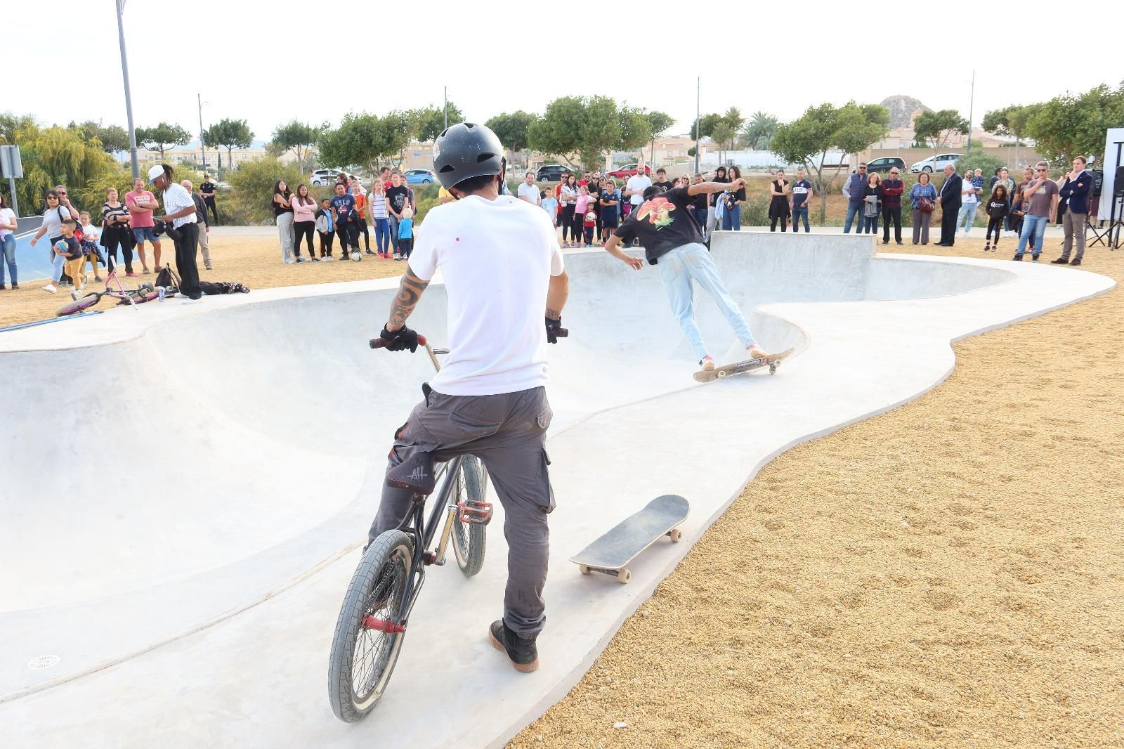 Inauguración del nuevo skate park en el Parque de la Rambla de Vera