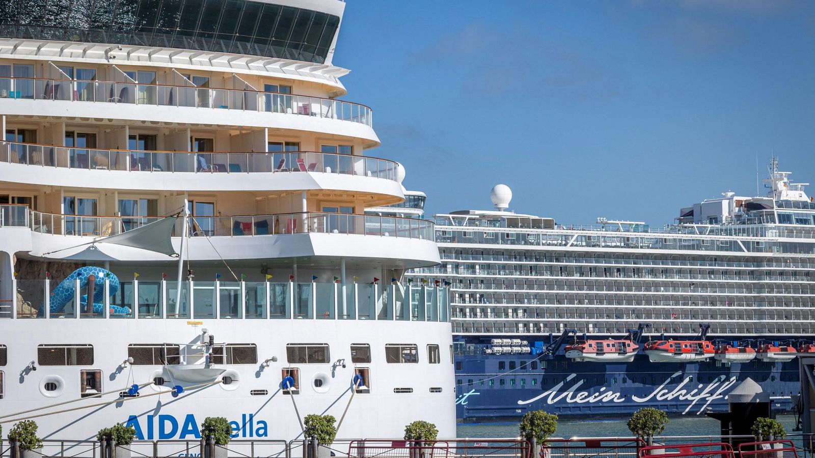 Cinco cruceros coincidieron en Cádiz en la jornada de este miércoles, 13 de septiembre