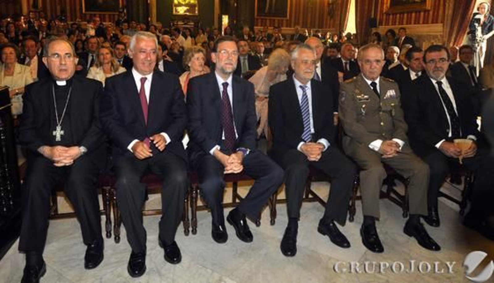 Juan José Asenjo, Javier Arenas, Mariano Rajoy, José Antonio Griñán, Virgilio Sañudo y José Rodríguez de la Borbolla.

Foto: Antonio Pizarro - Manuel Gómez