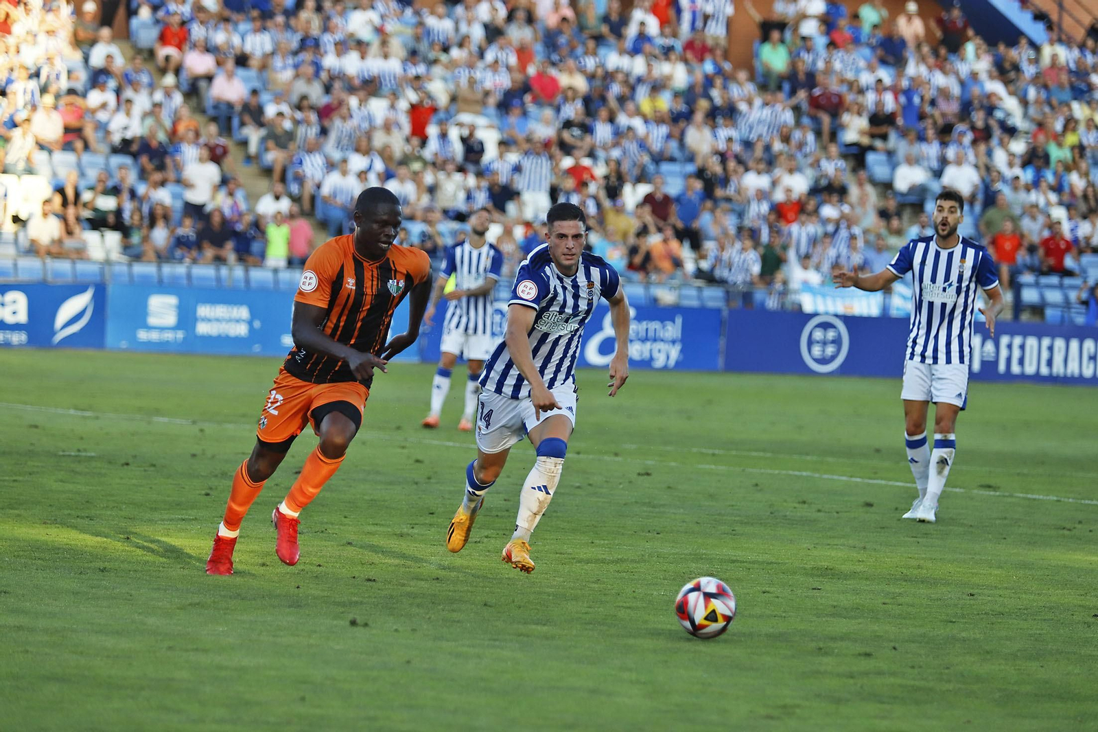 Imágenes del encuentro entre el Recreativo de Huelva y el Antequera CF