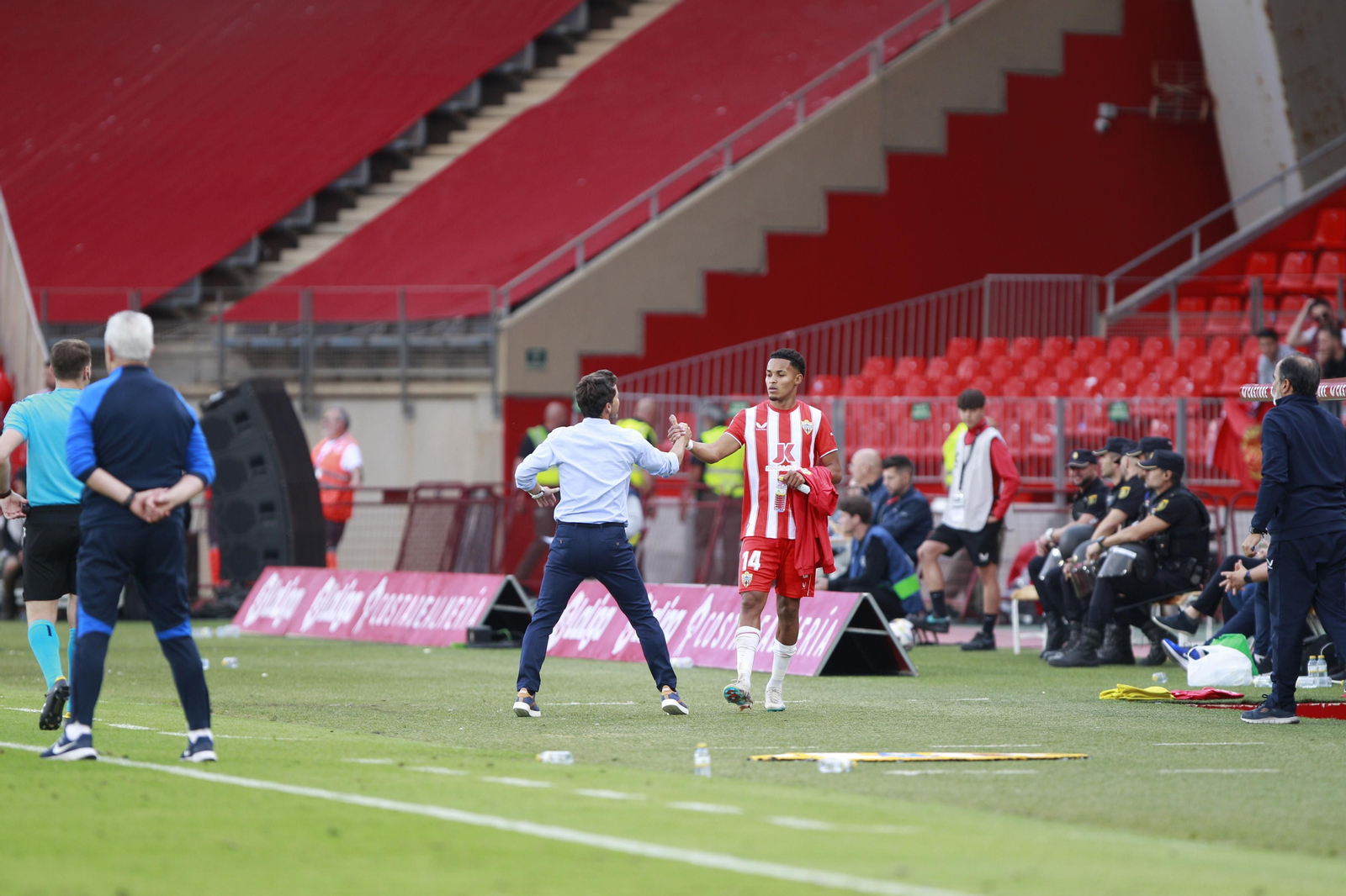 Imágenes del partido U.D. Almería-R.C.D. Mallorca