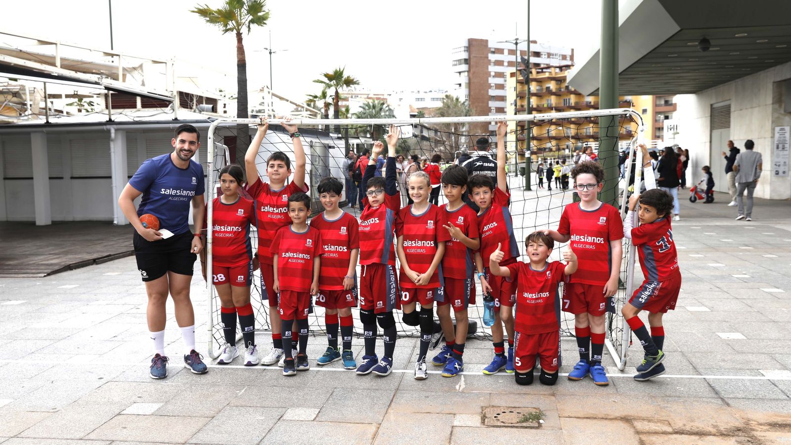 Las fotos de la jornada de balonmano calle