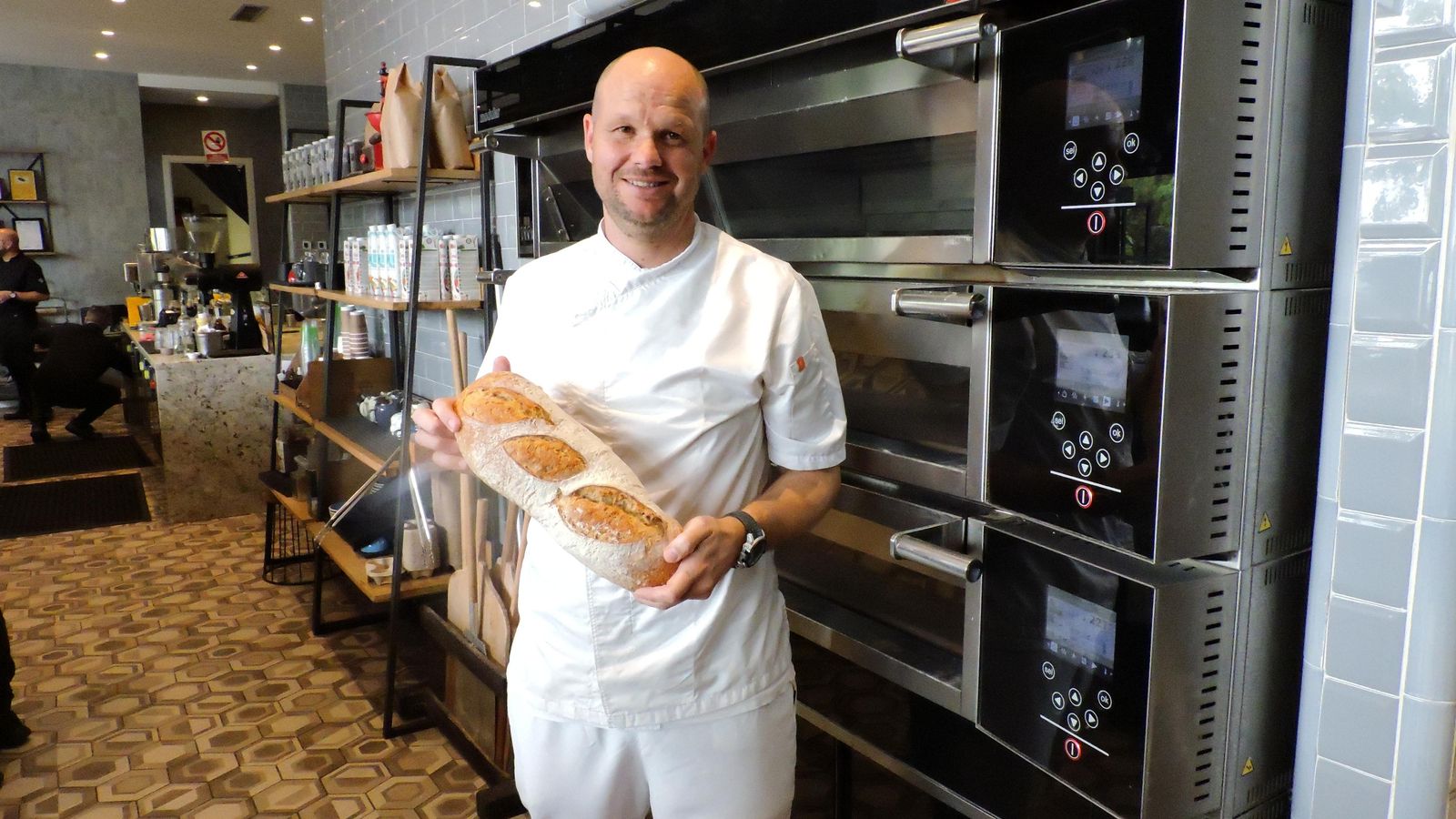 Bertani, panadero de Ground