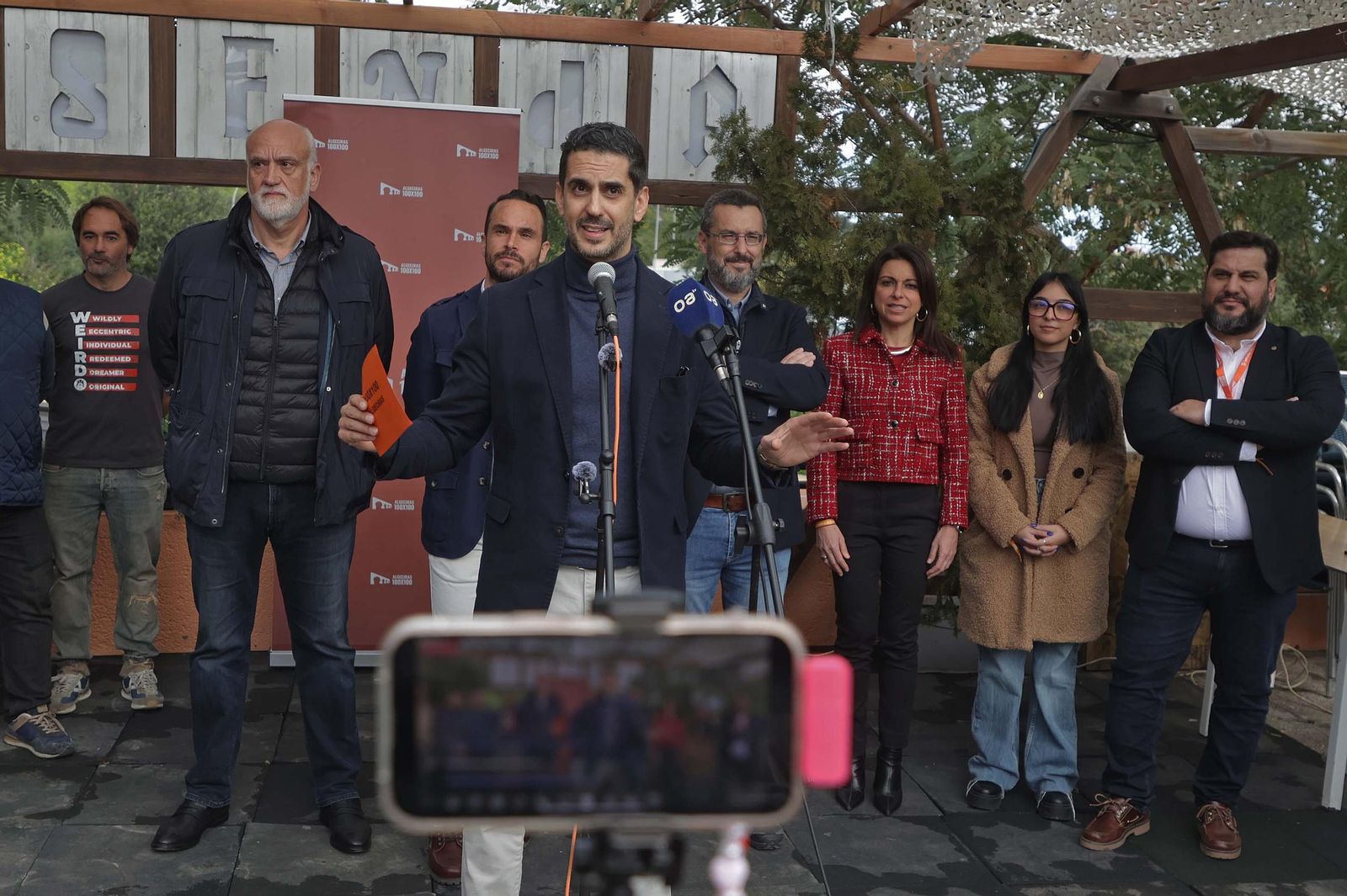 Caras conocidas en la convivencia de Algeciras 100x100, en imágenes