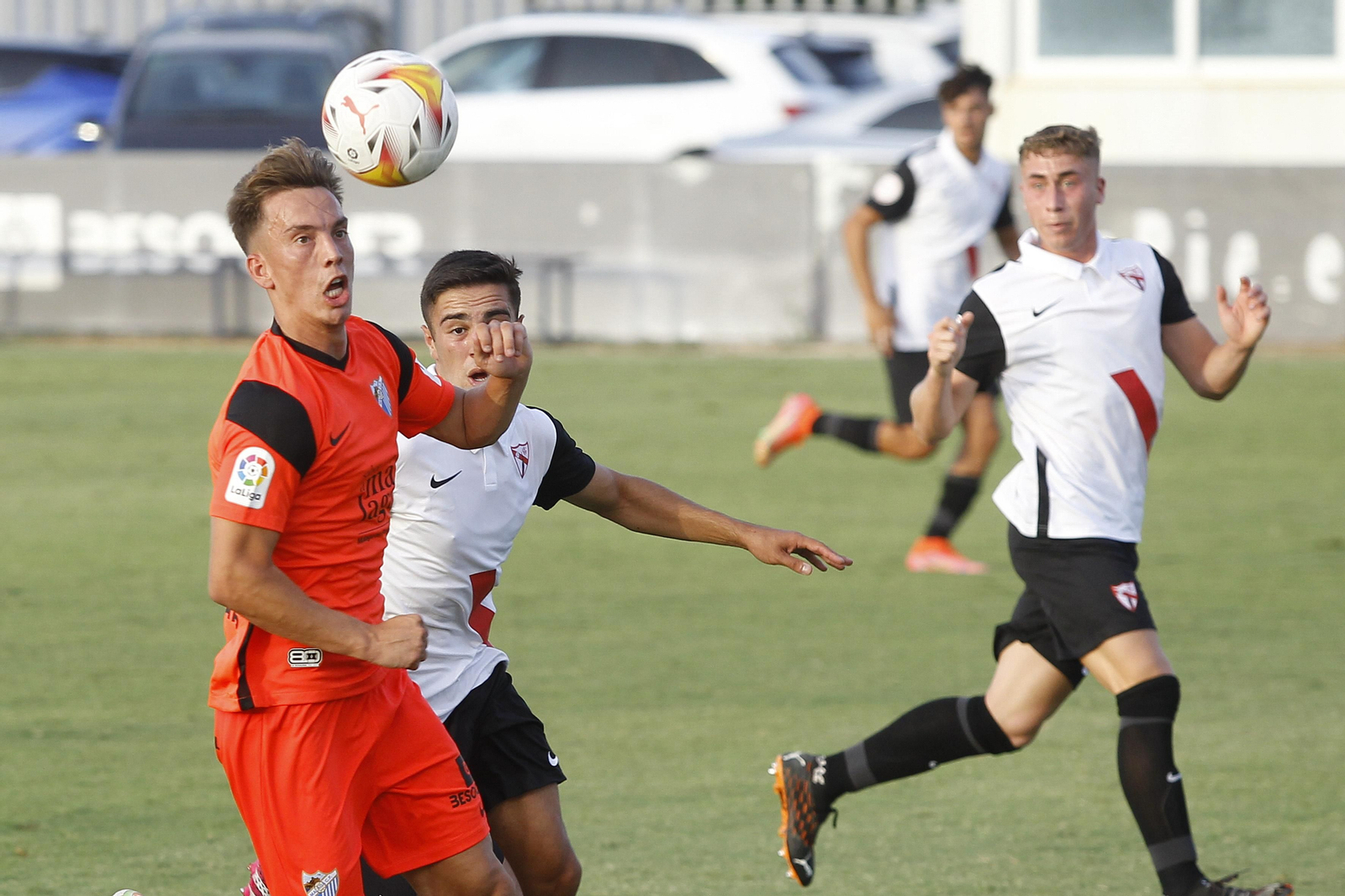 El Málaga CF-Sevilla Atlético, en fotos