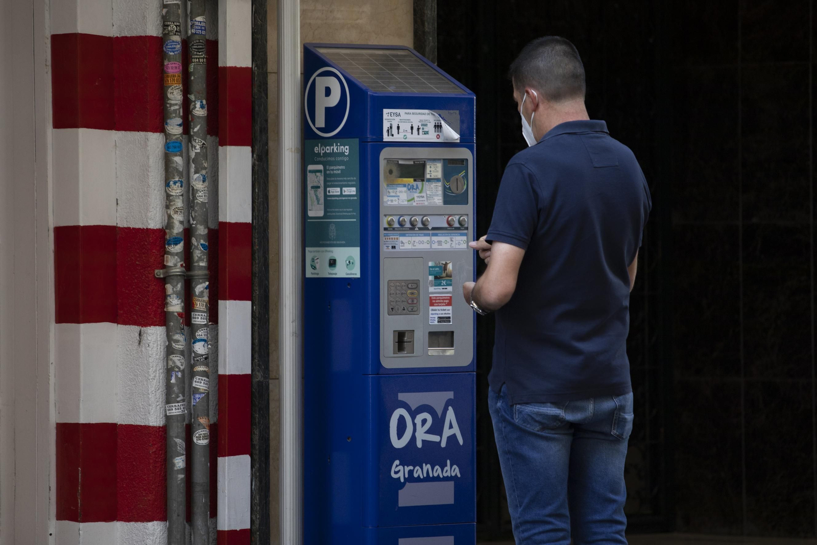 Granada se pone al día con la zona ORA y amplía mil plazas