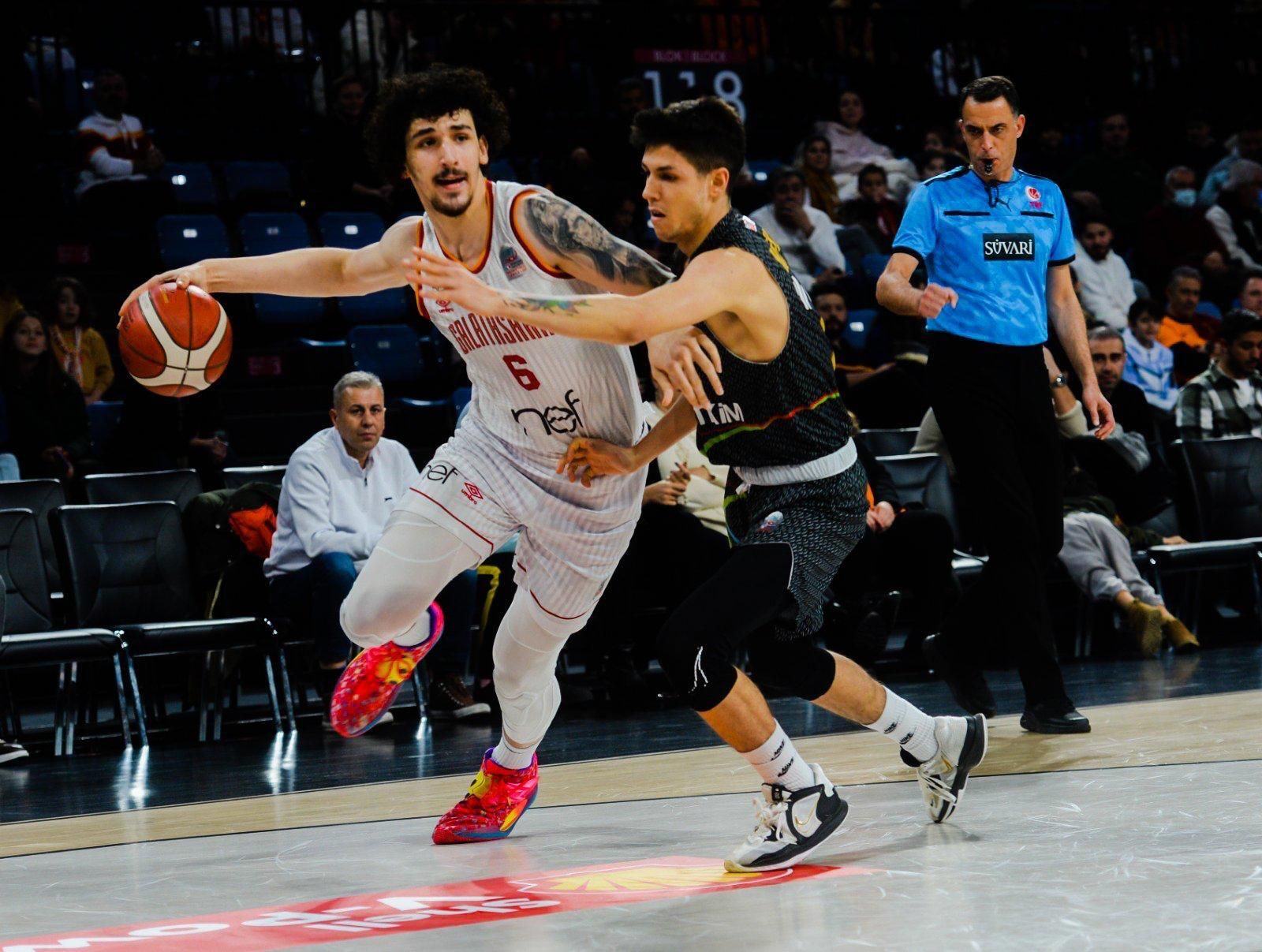 Galatasaray cayó en Liga Turca ante Petkim Spor