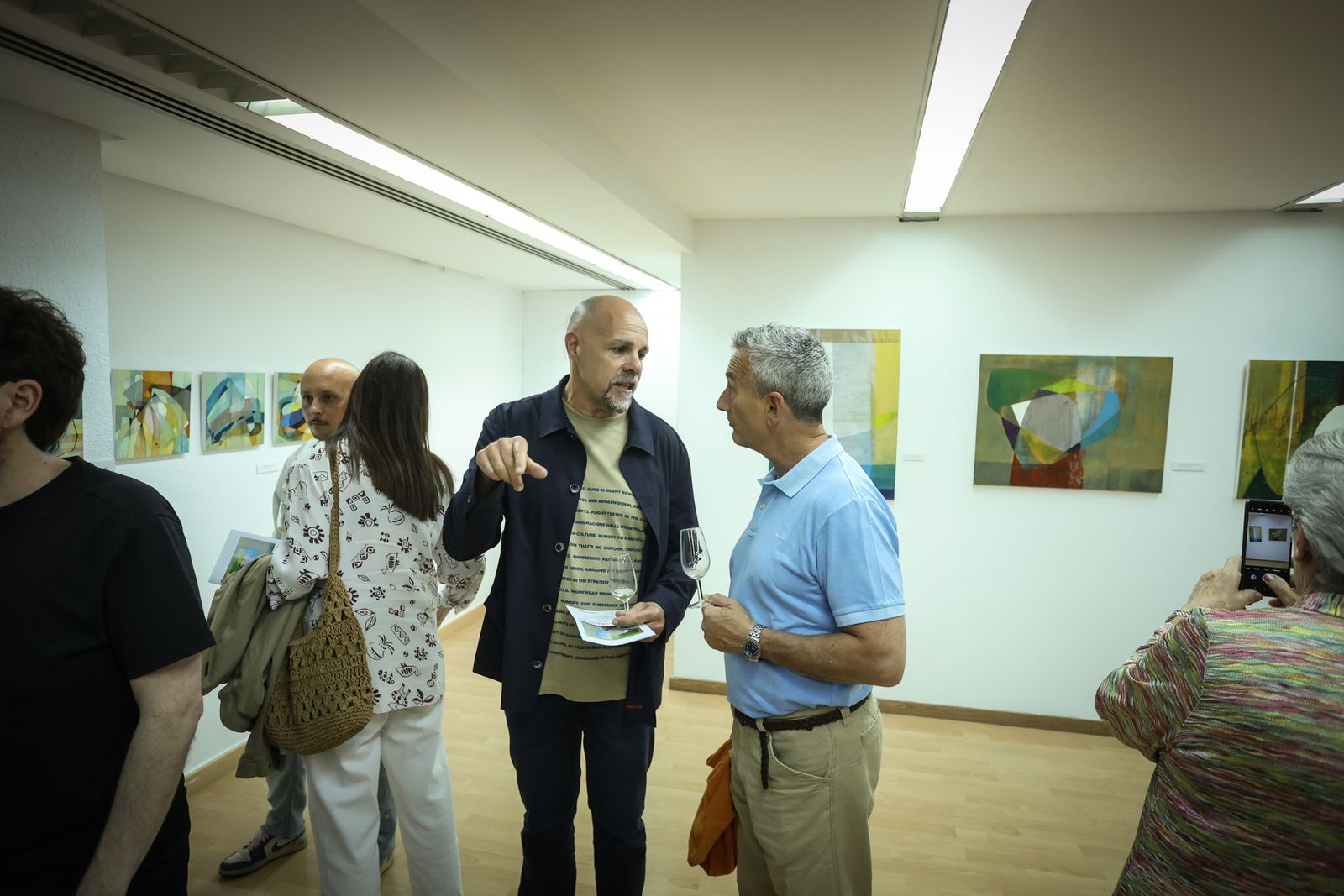 Imágenes de la inauguración de la exposición de Pepe Márquez en la sala ArteAdiario