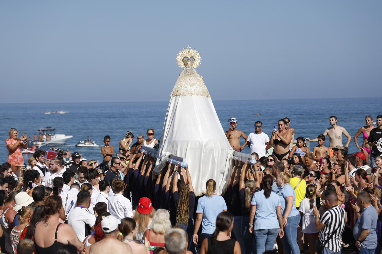 Fotos de la procesión de la Virgen del Carmen en La Línea