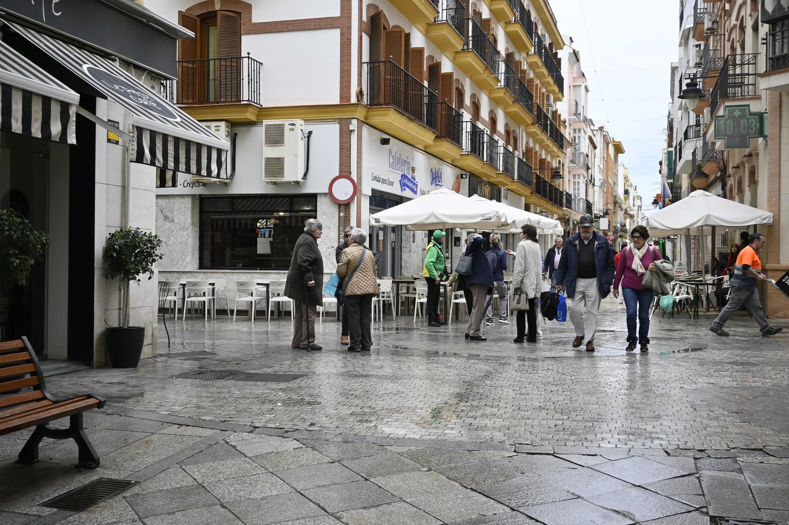 Imágenes de ambiente del martes 4 de marzo en Huelva