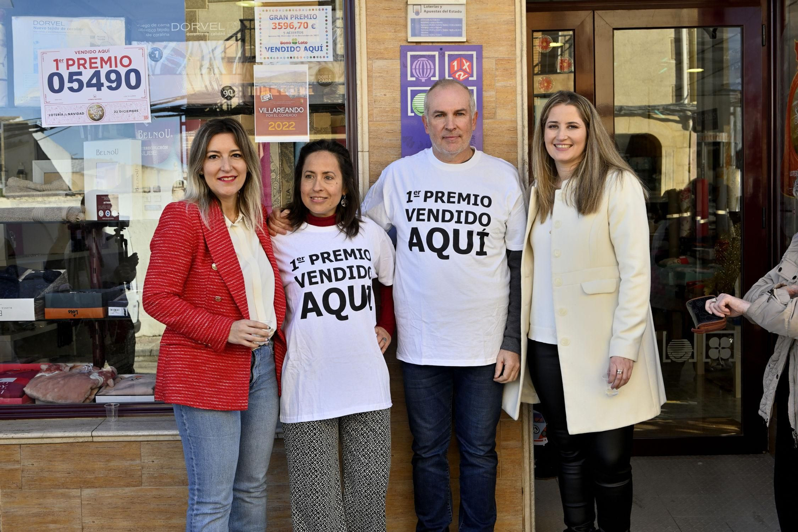 Celebraciones de los premiados con la Lotería de Navidad en España Celebraciones de los premiados con la Lotería de Navidad en España