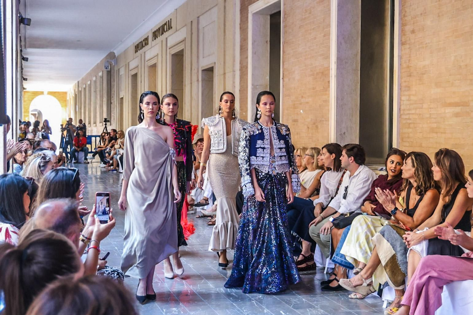 Imágenes de la pasarela 'Huelva Provincia de Moda'