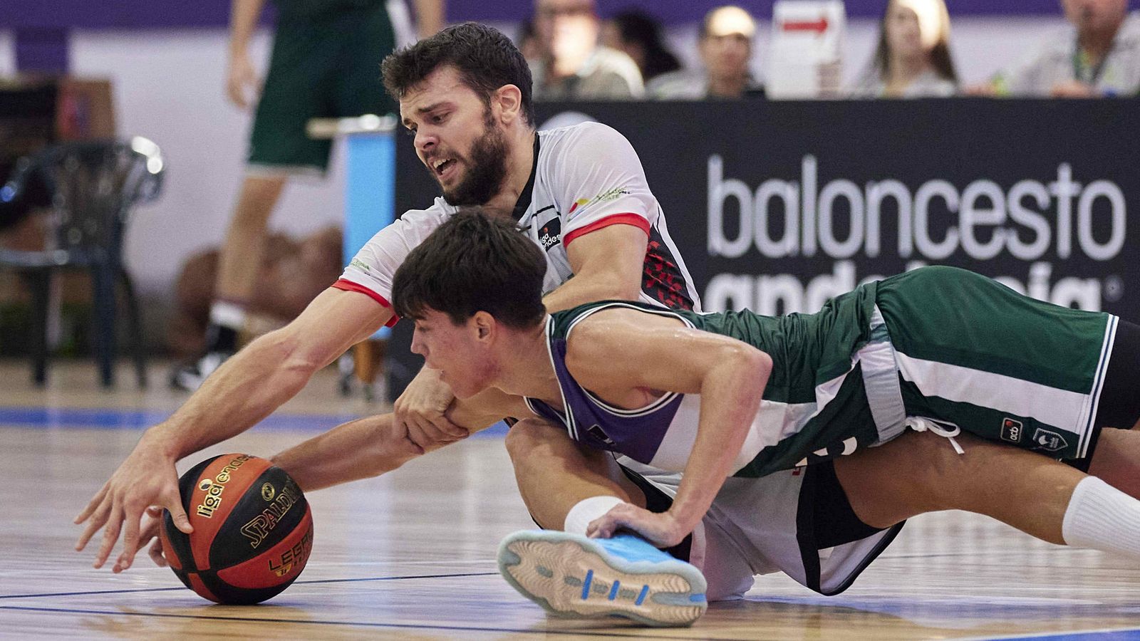 Todorovic en el duelo de la Copa Andalucía ante Unicaja.