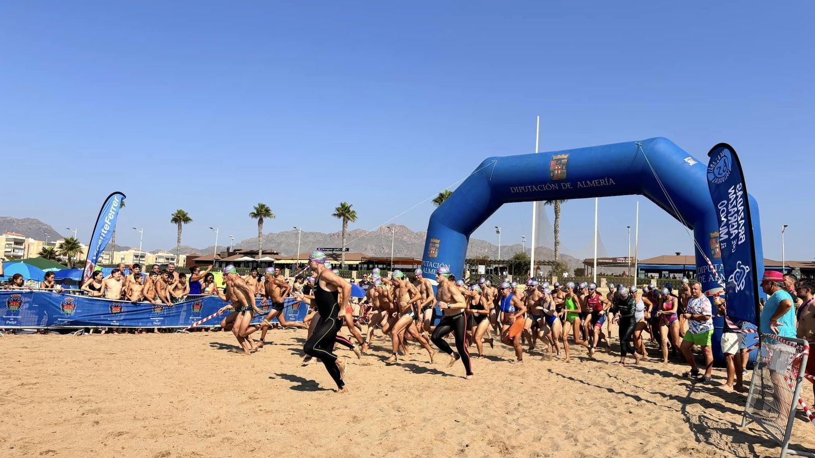 La prueba, cuarta del provincial, reunió a 250 nadadores en sus cuatro distancias