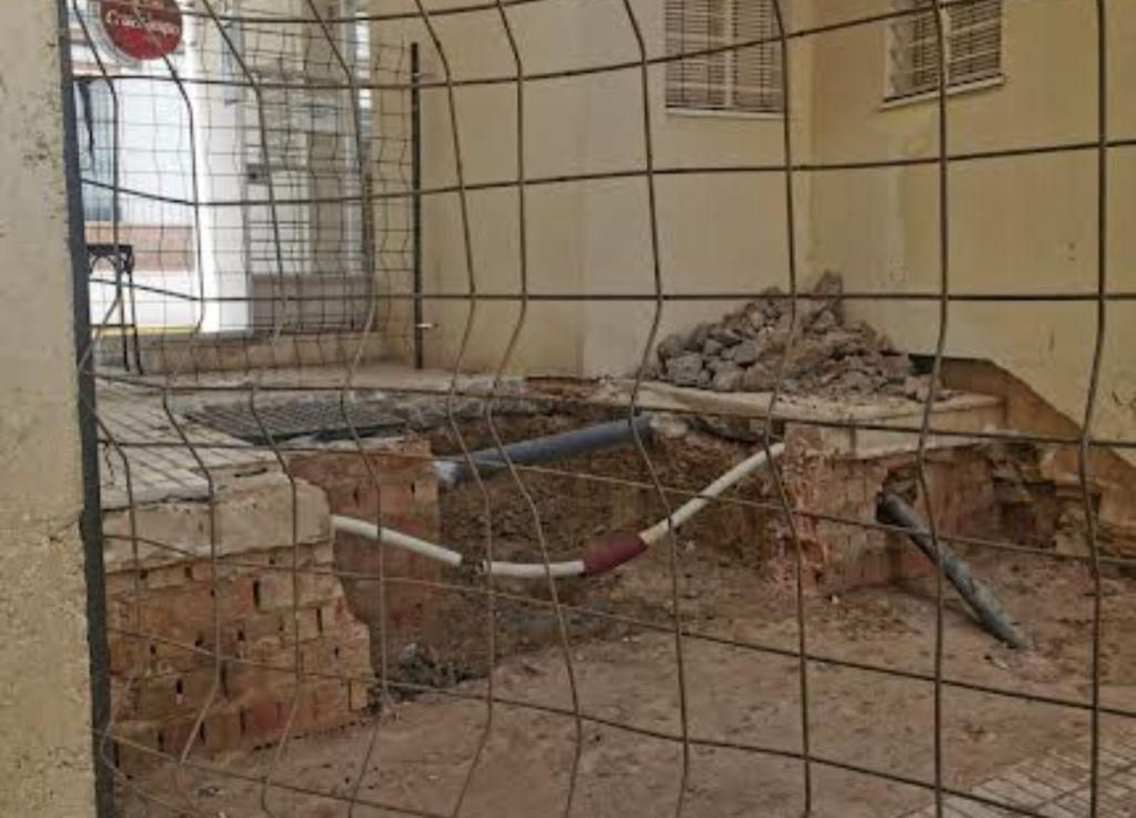 Inicio de la obra para la instalación del ascensor