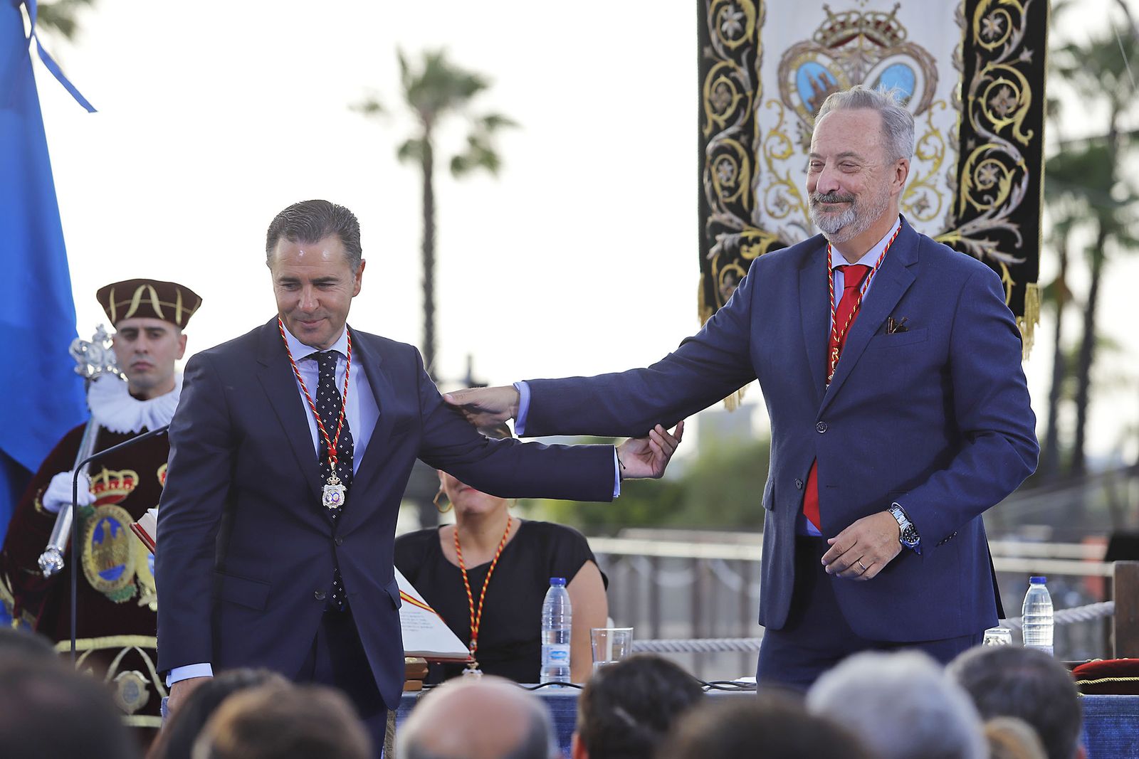 Imágenes de la constitución de la Diputación de Huelva