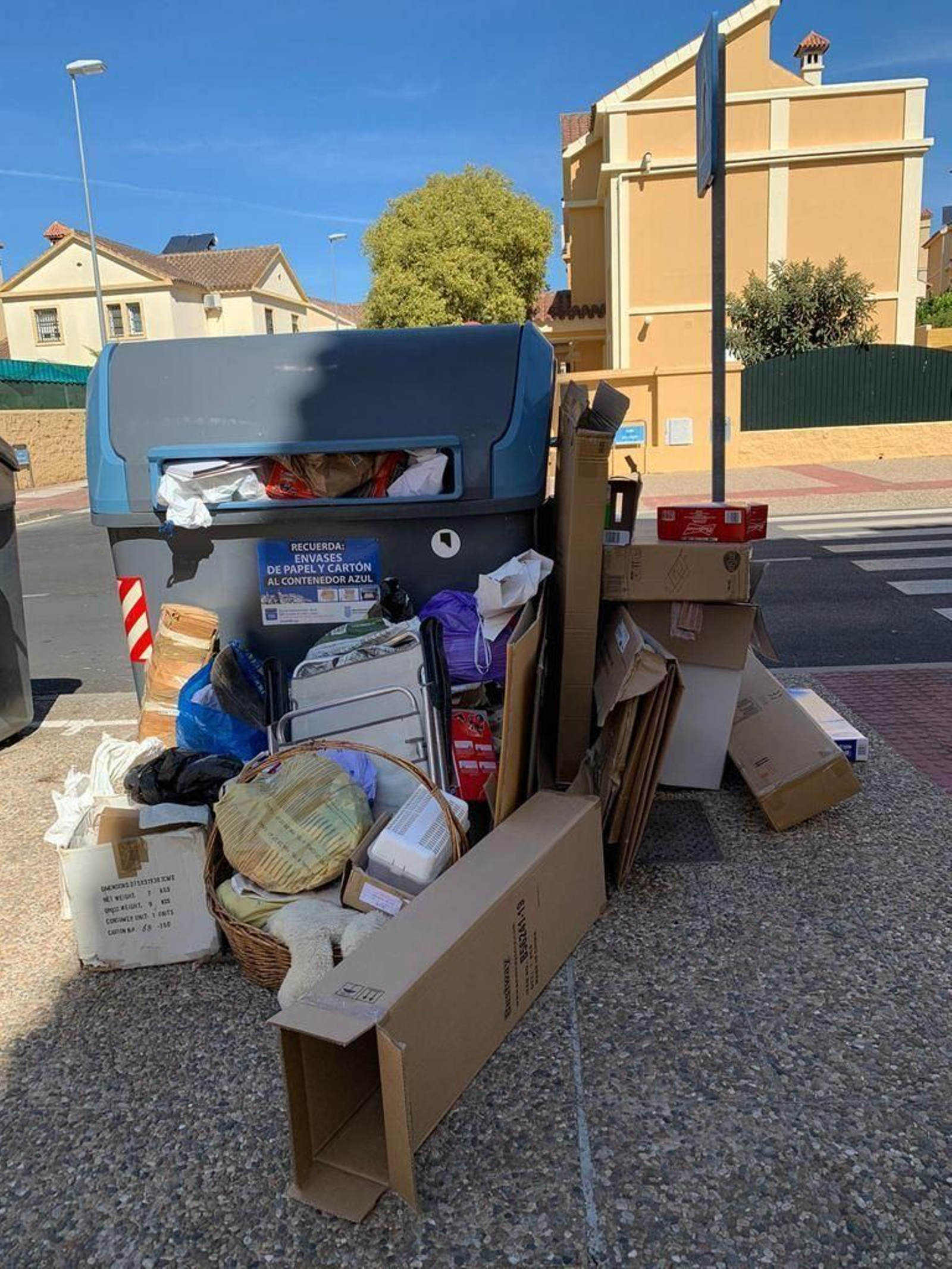Quejas por la acumulación de basuras