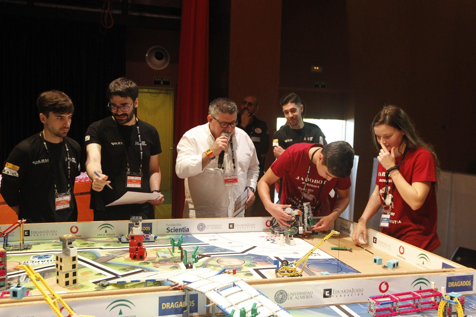 Fotogalería First Lego League. Universidad de Almería