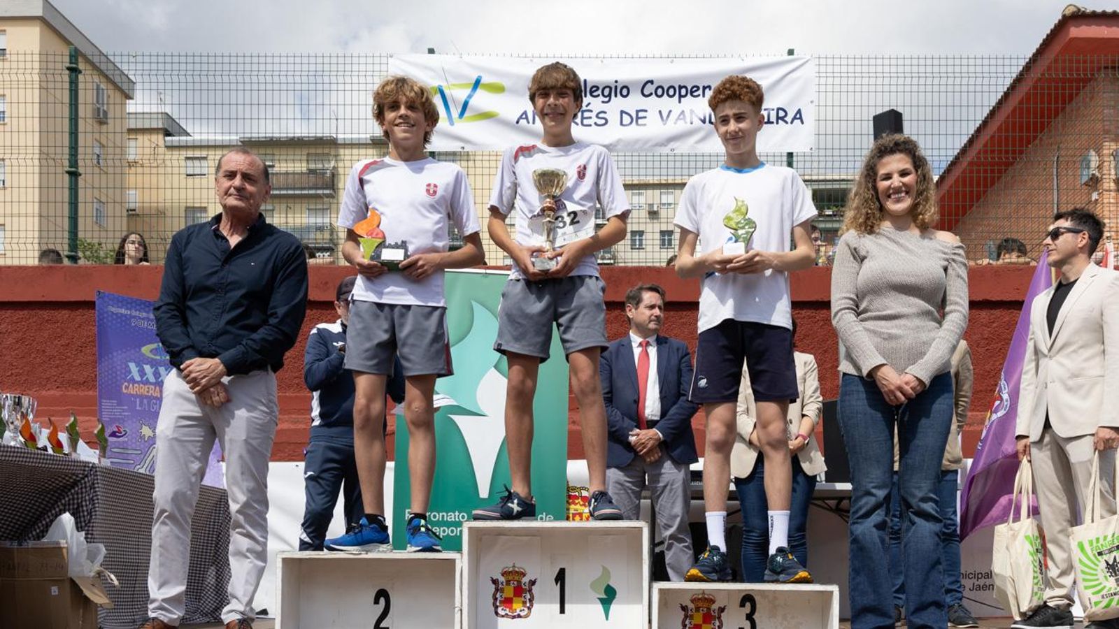 La carrera escolar de “La Gloria” que aúna inclusión y solidaridad, en imágenes