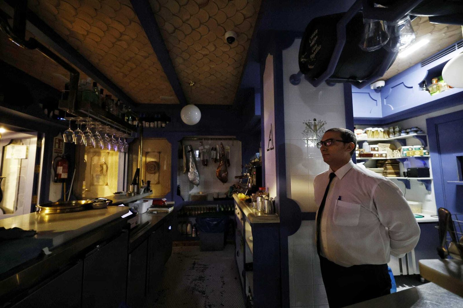 Las imágenes del apagón de la hostelería en Cádiz.