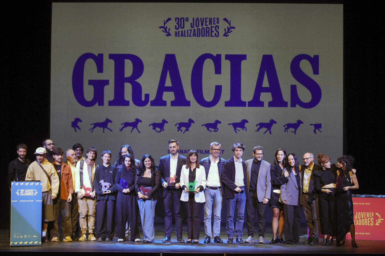 Un momento de la gala de clausura de ayer. Un momento de la gala de clausura de ayer.