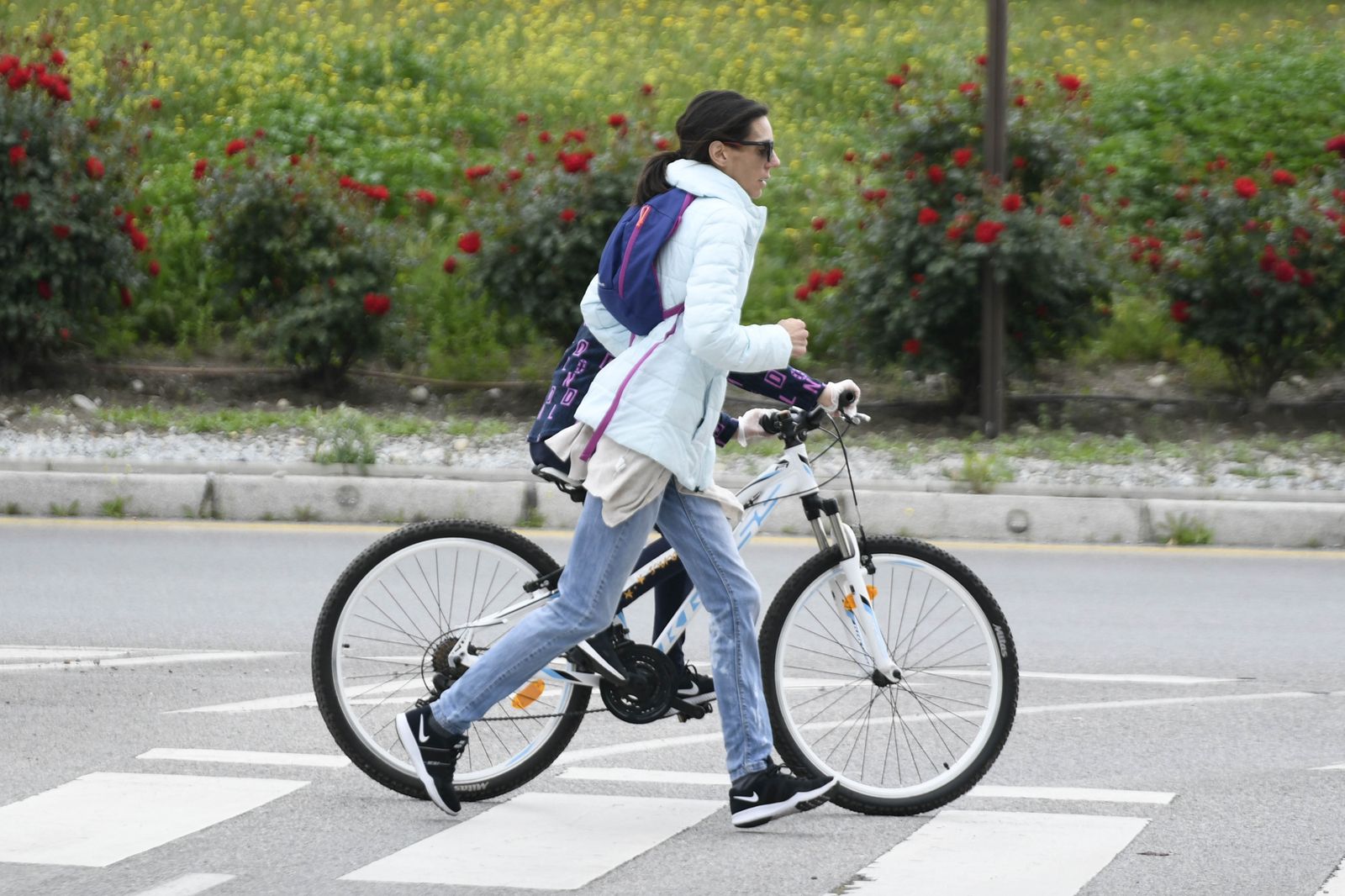 El coronavirus en Granada: Primer día de contagios, muertes y UCI a la baja
