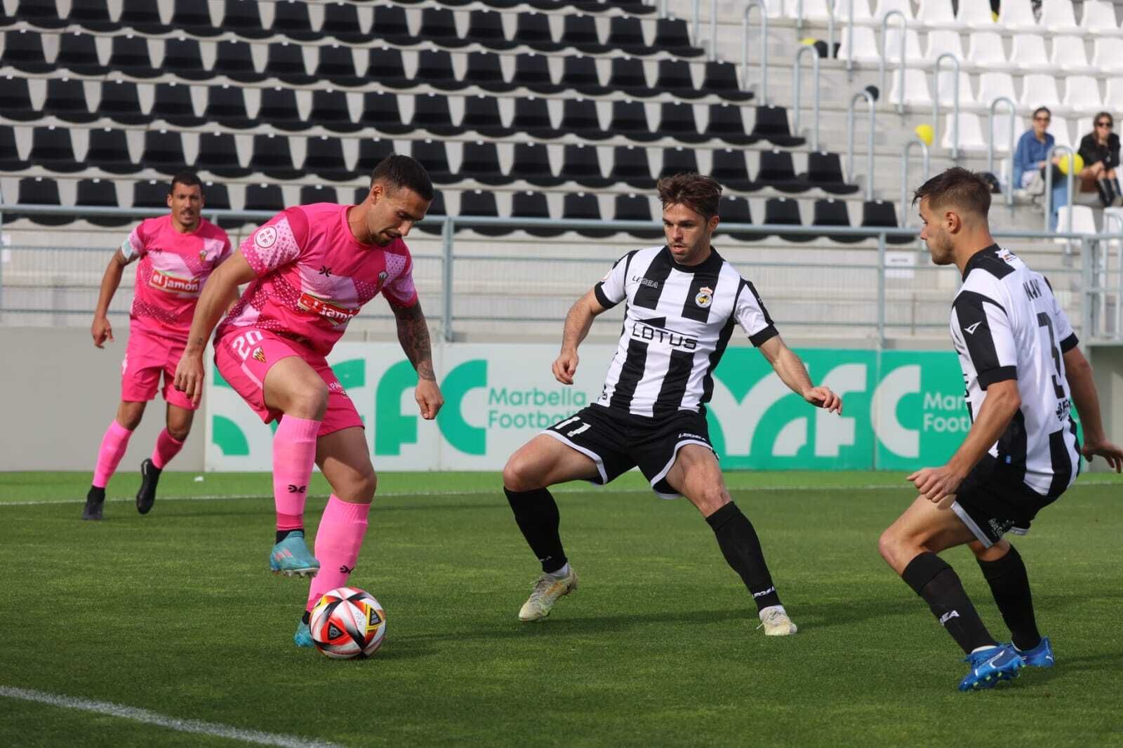 Partido de la pasada jornada entre la Balona y el San Roque de Lepe.