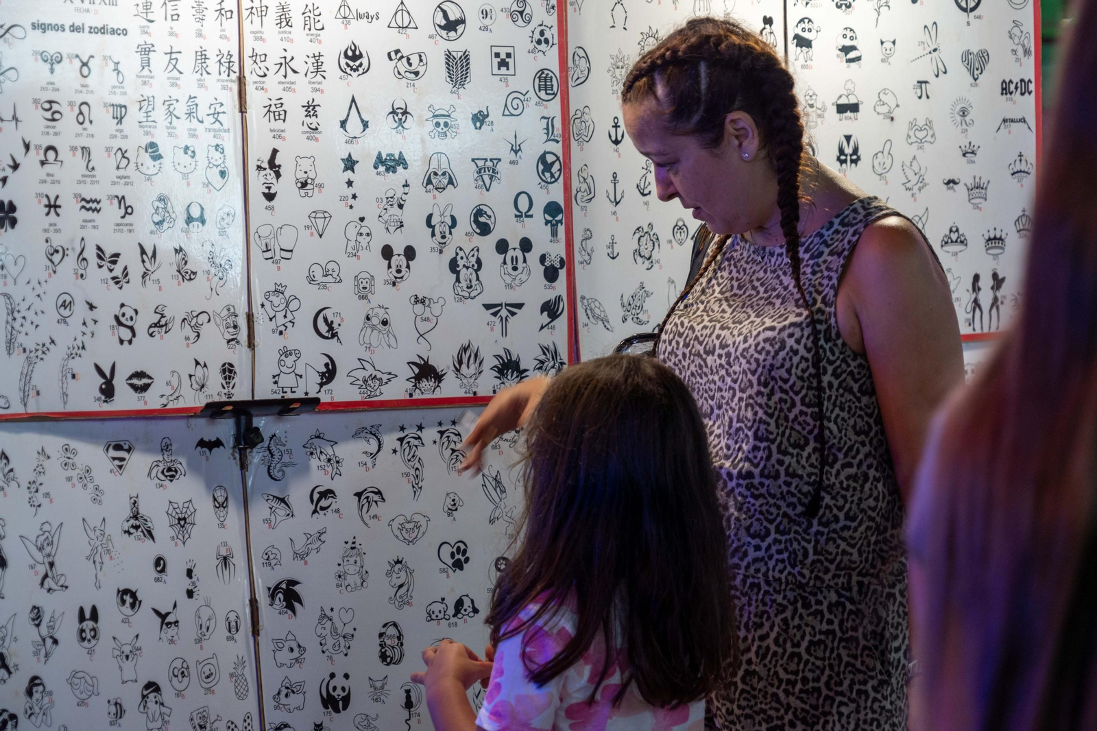 Colombinas 2025: Imágenes del ambiente el viernes 1 de agosto en las Fiestas Colombinas