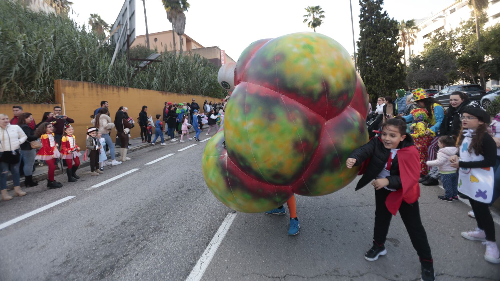Búscate en las fotos de la cabalgata del Carnaval de Algeciras