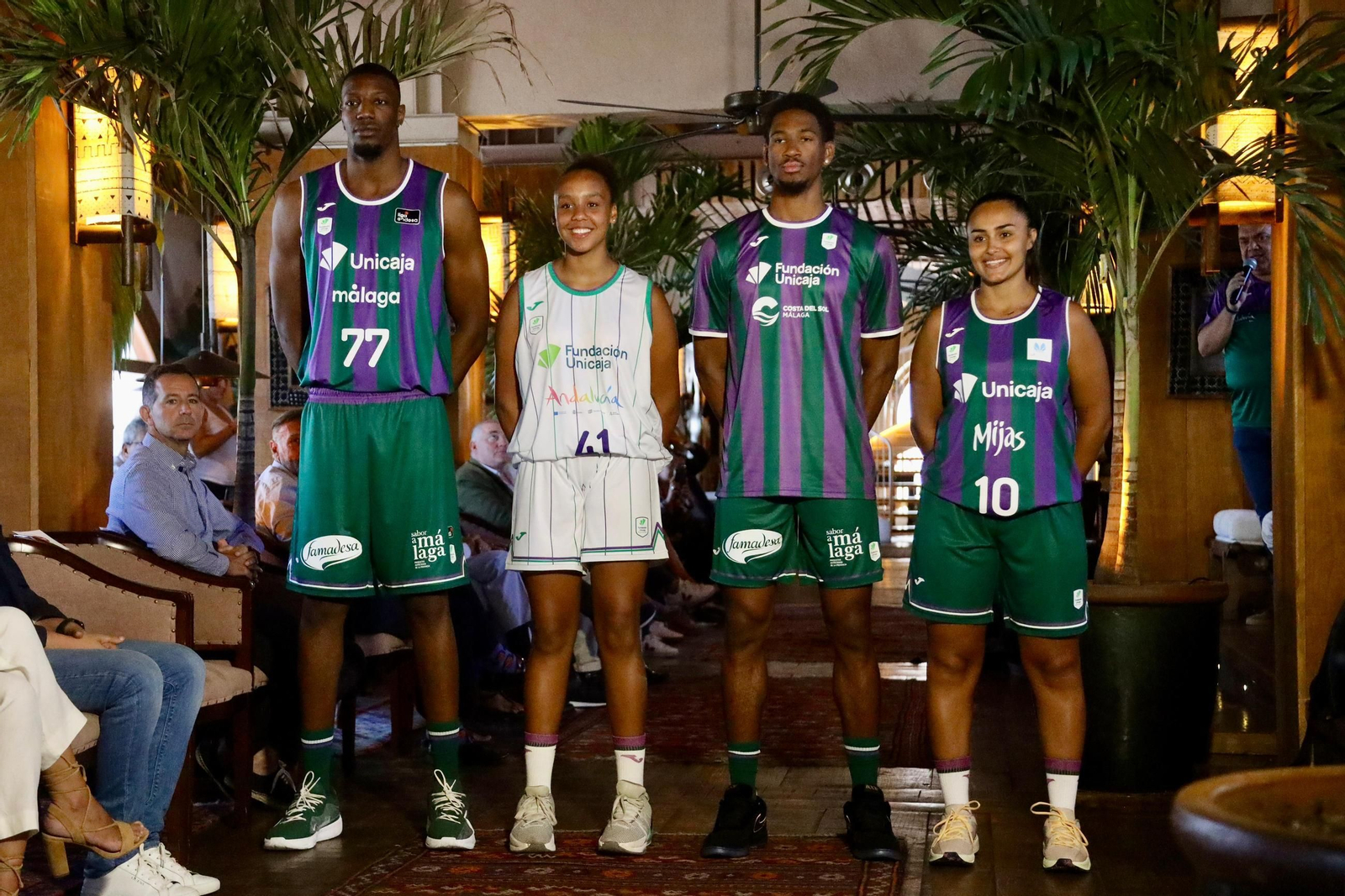 La presentación de las nuevas equipaciones del Unicaja, en fotos