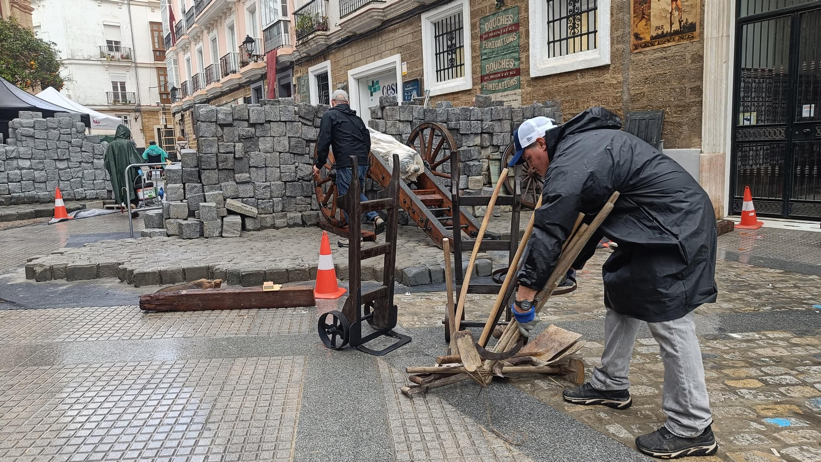 Cádiz se disfraza del París de la Comuna
