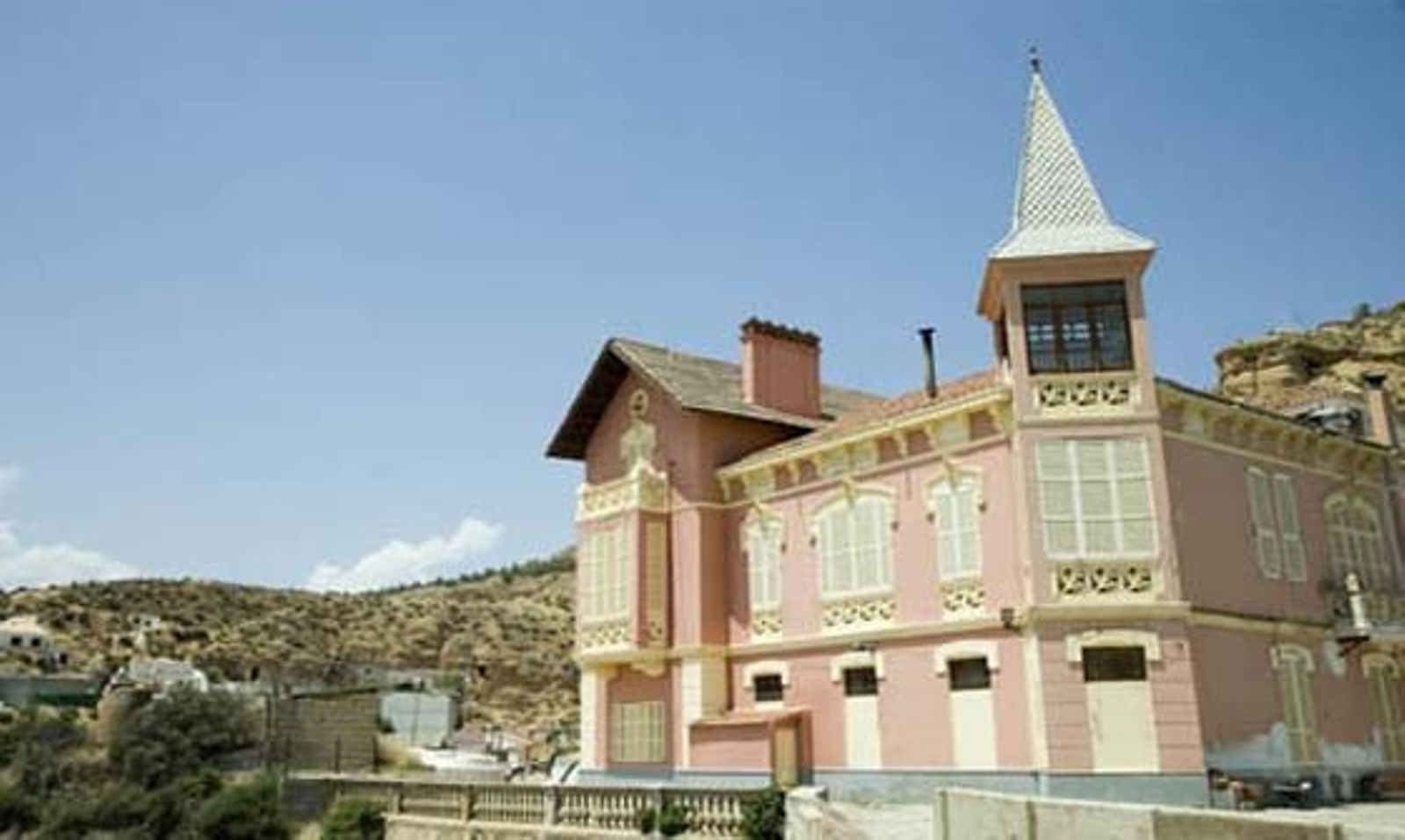 Ayuntamiento de Marchal. Palacio de los Gallardos o Casa Rosa.