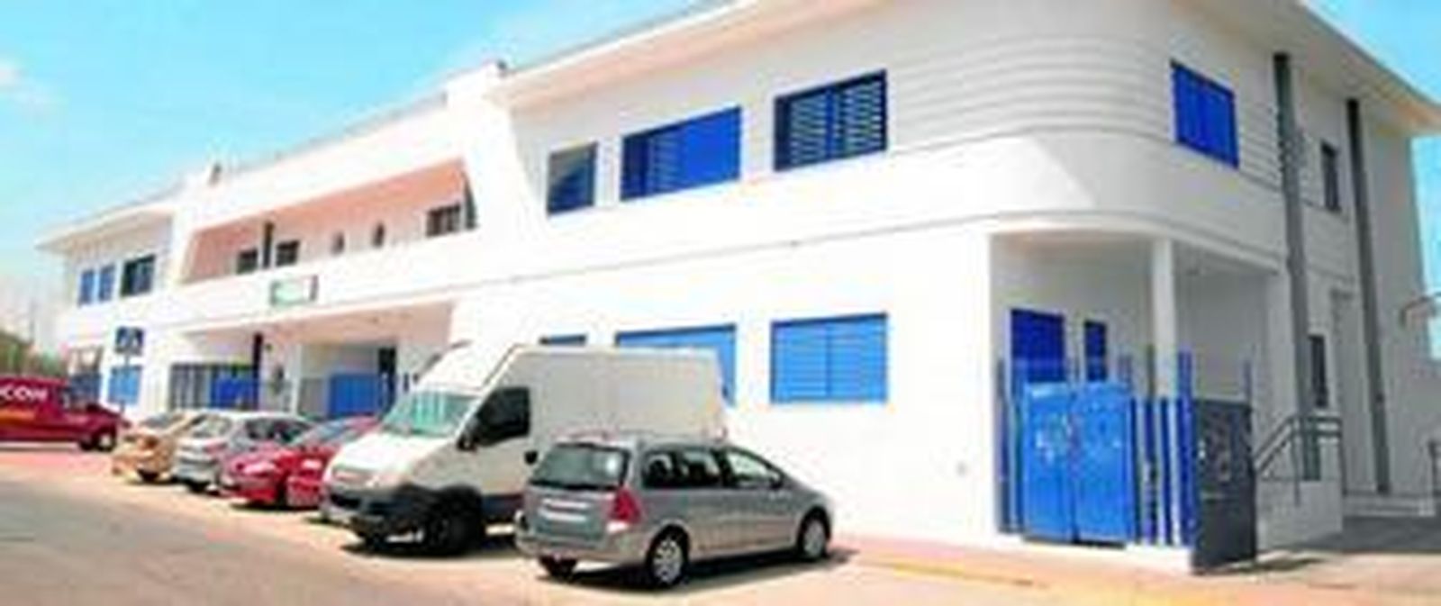 Imagen tomada en la mañana de ayer del CEIP Servando Camúñez, de San Fernando, uno de los afectados por el fraude del ISE.