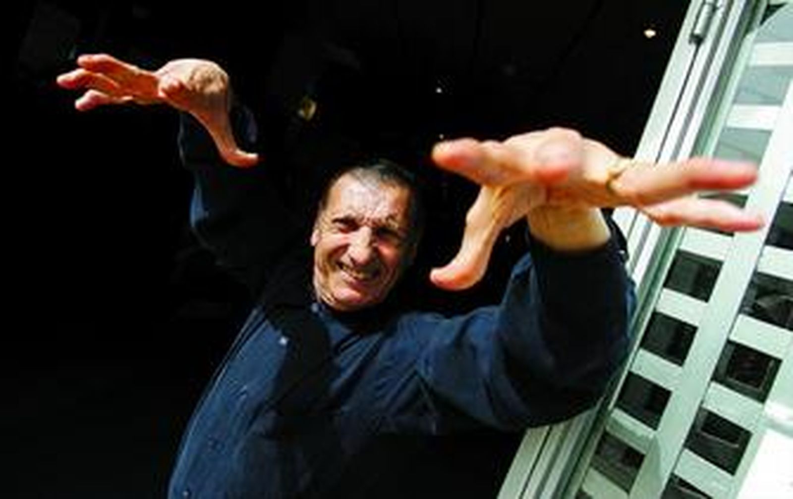 José Losada 'Carrete', posaba así ayer en Málaga días antes de empezar una gira con el espectáculo ideado por José Luis Ortiz Nuevo.