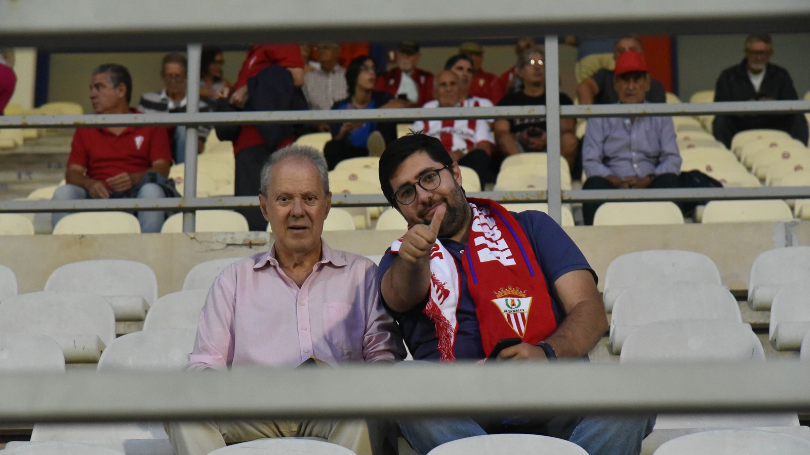 Las fotos del ambiente en el  Algeciras CF - San Fernando CD de la primera jornada.