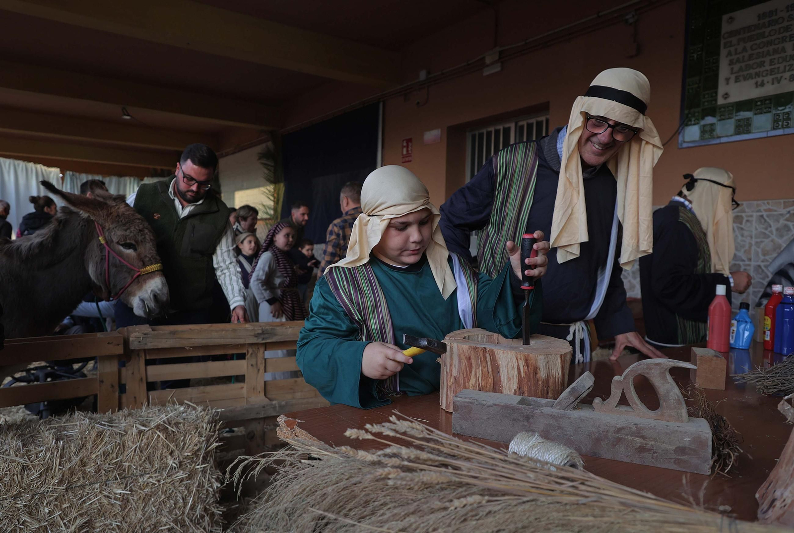 Fotos del Belén Viviente del colegio Salesianos de La Línea