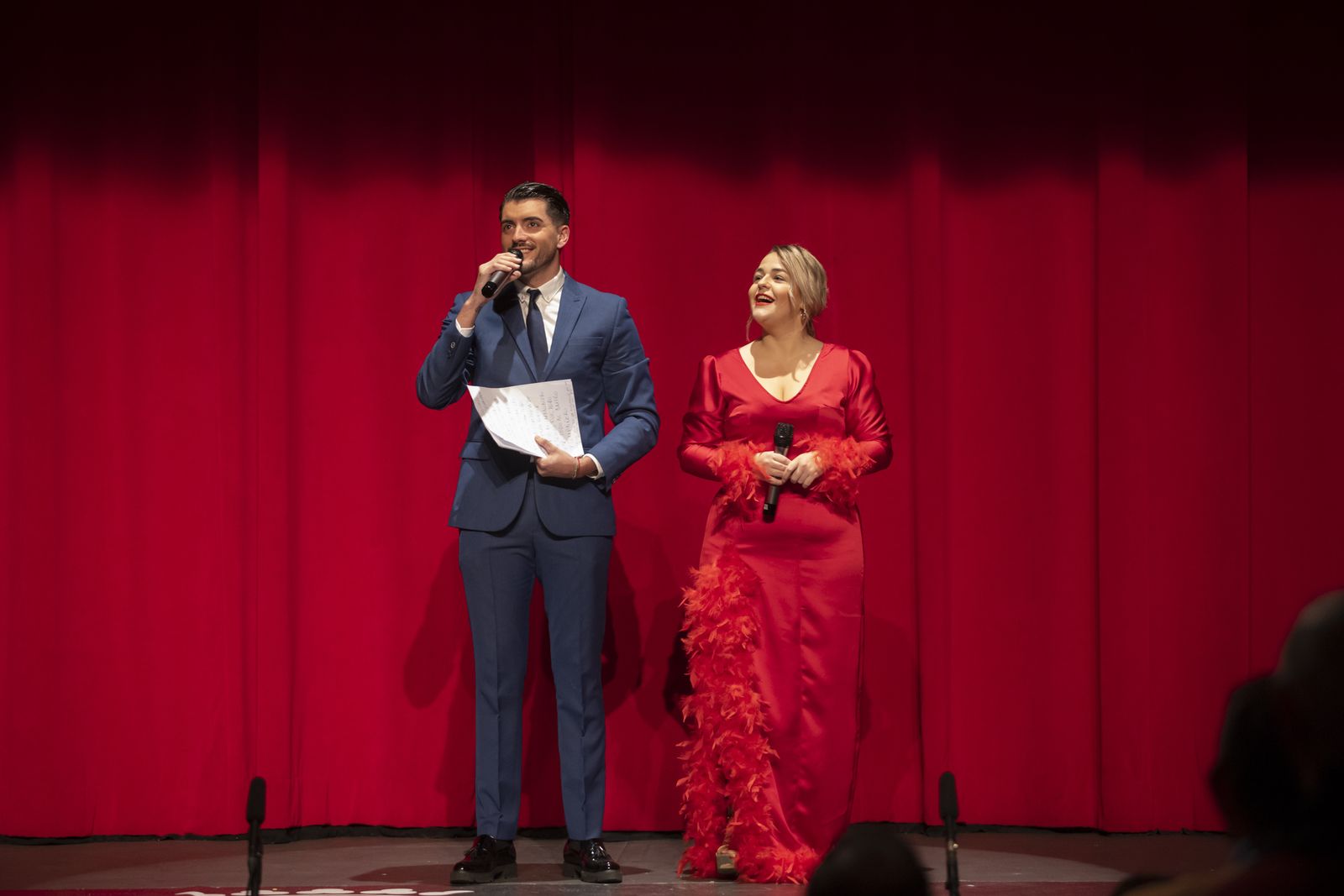 Ambiente en la final  del Carnaval Colombino