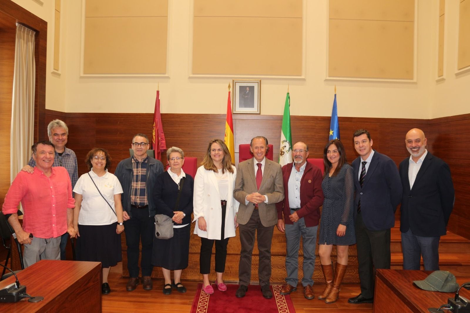 Imagen de los participantes en este acto.