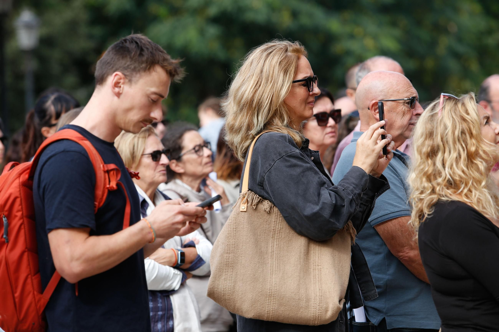 La manifestación por el derecho a una vivienda digna en Tarifa, en imágenes