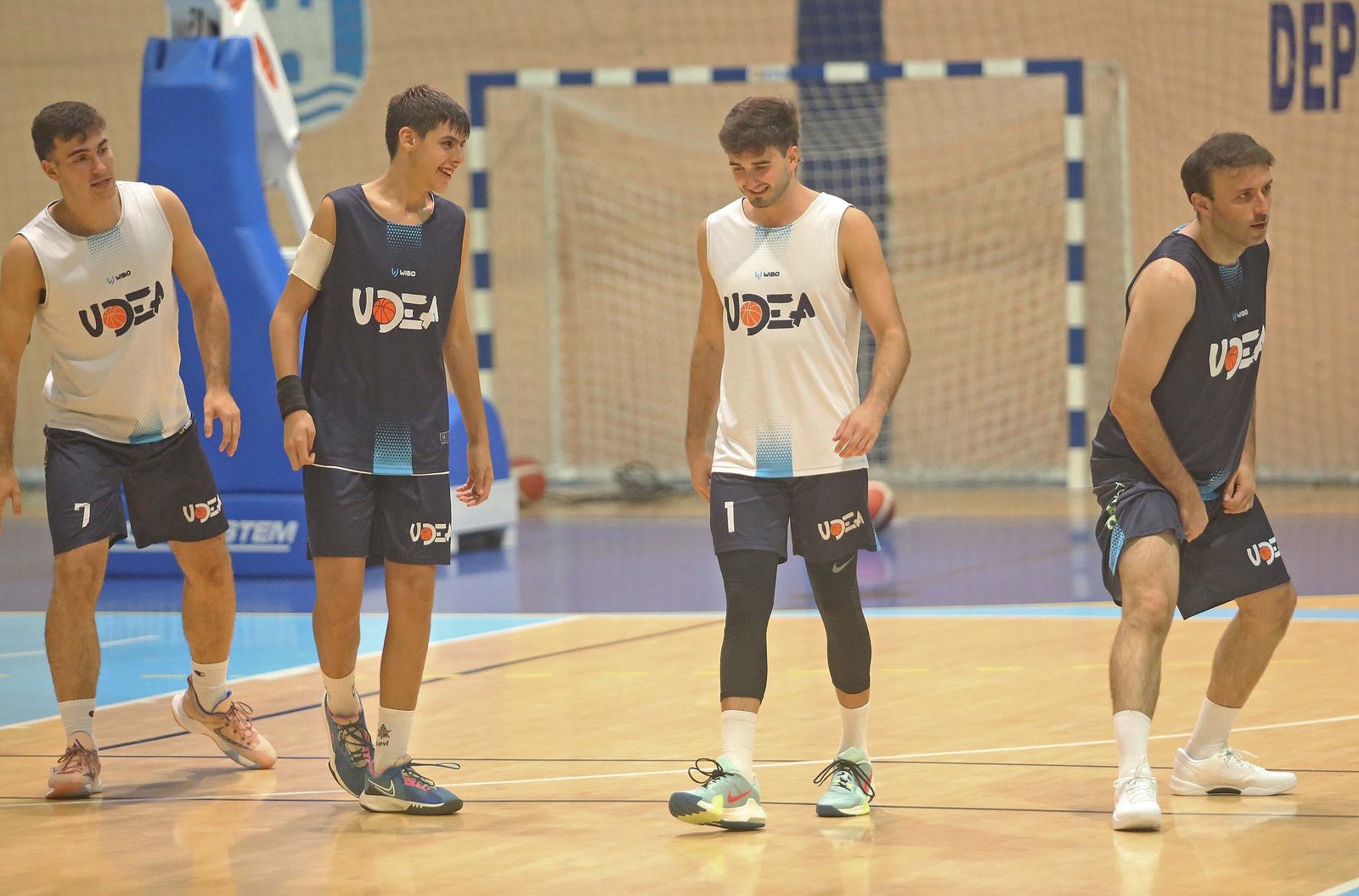 Fotos del entrenamiento de UDEA previo al inicio de liga