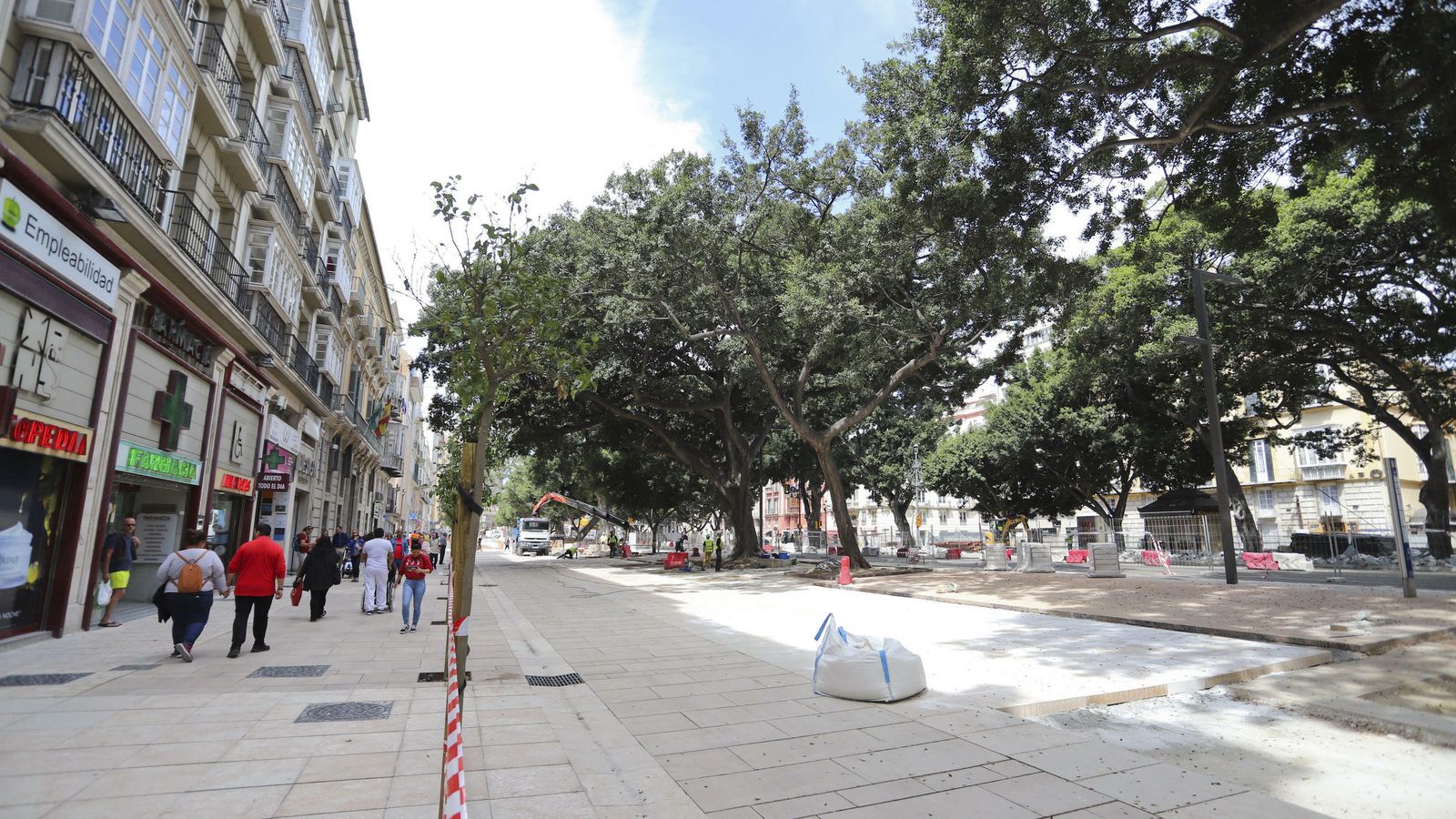 Estado de las obras en el lateral sur de la Alameda.