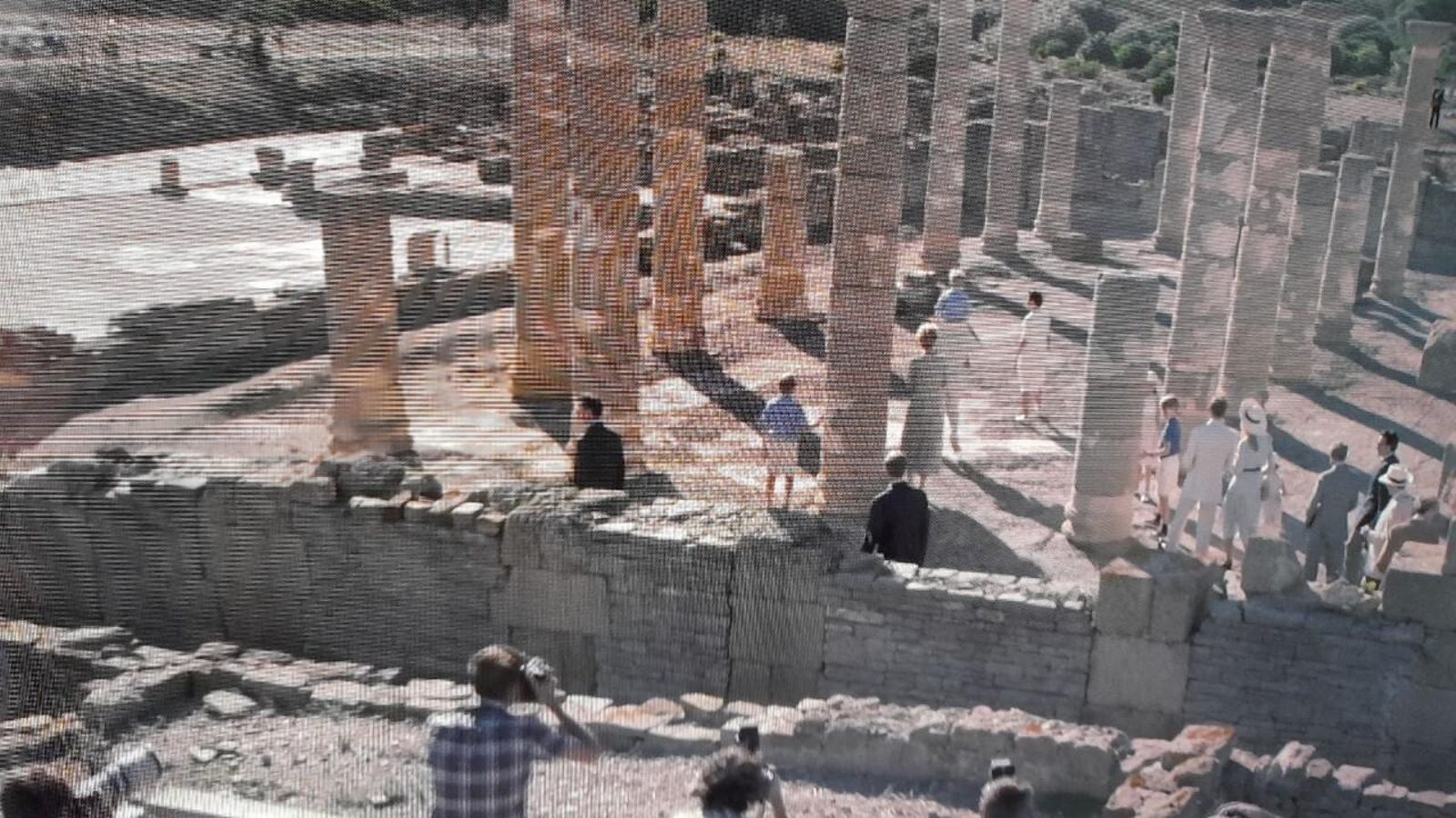 Baelo Claudia y la playa de Bolonia tal como aparecen, como la isla de Capri, en 'The Crown'