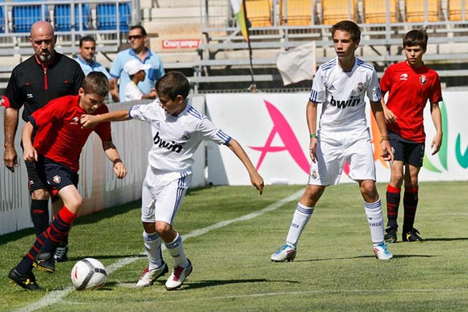 Real Madrid-Osasuna

Foto: Joaquin Pino
