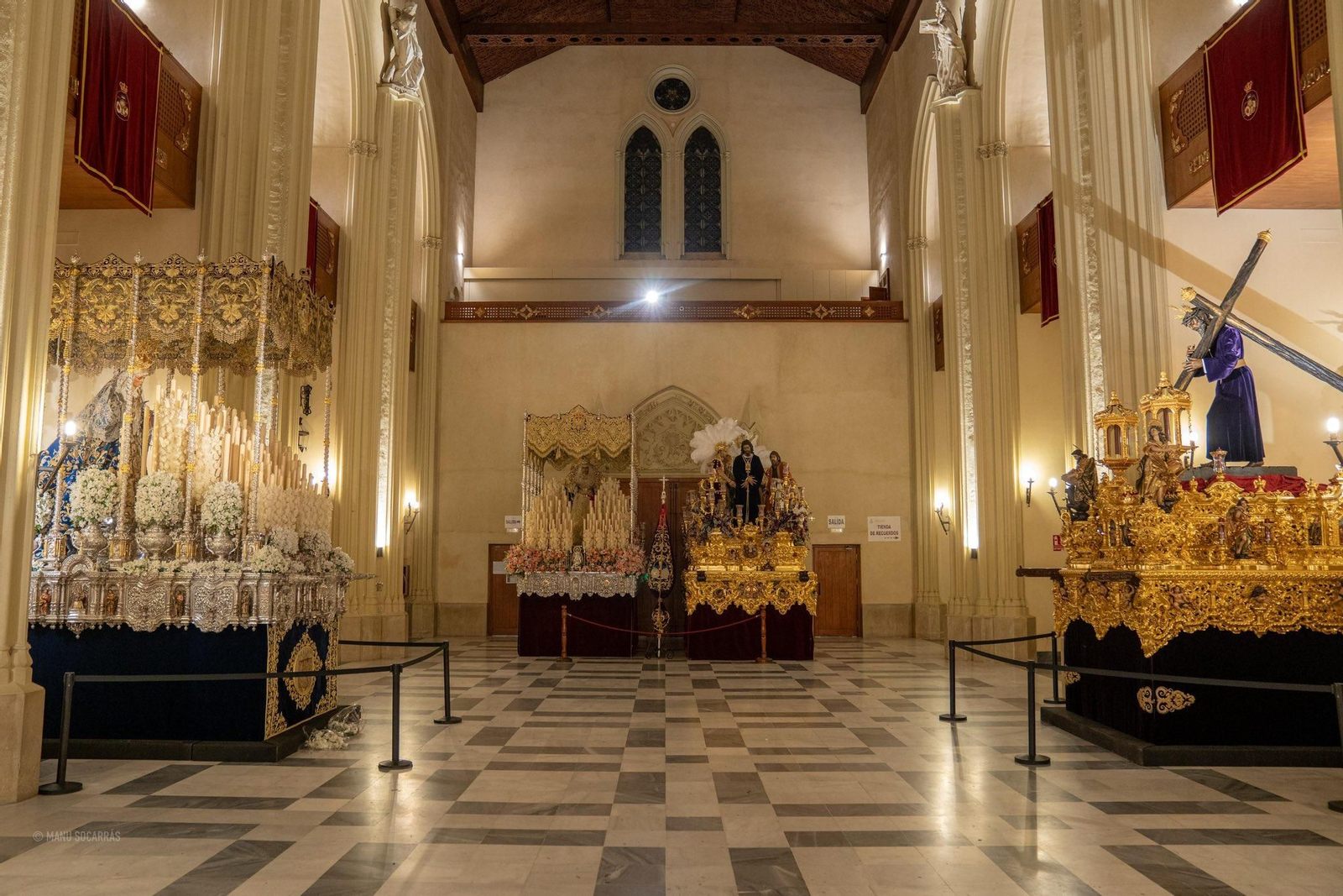 Los titulares de San Pablo en el interior del Santuario de Los Gitanos